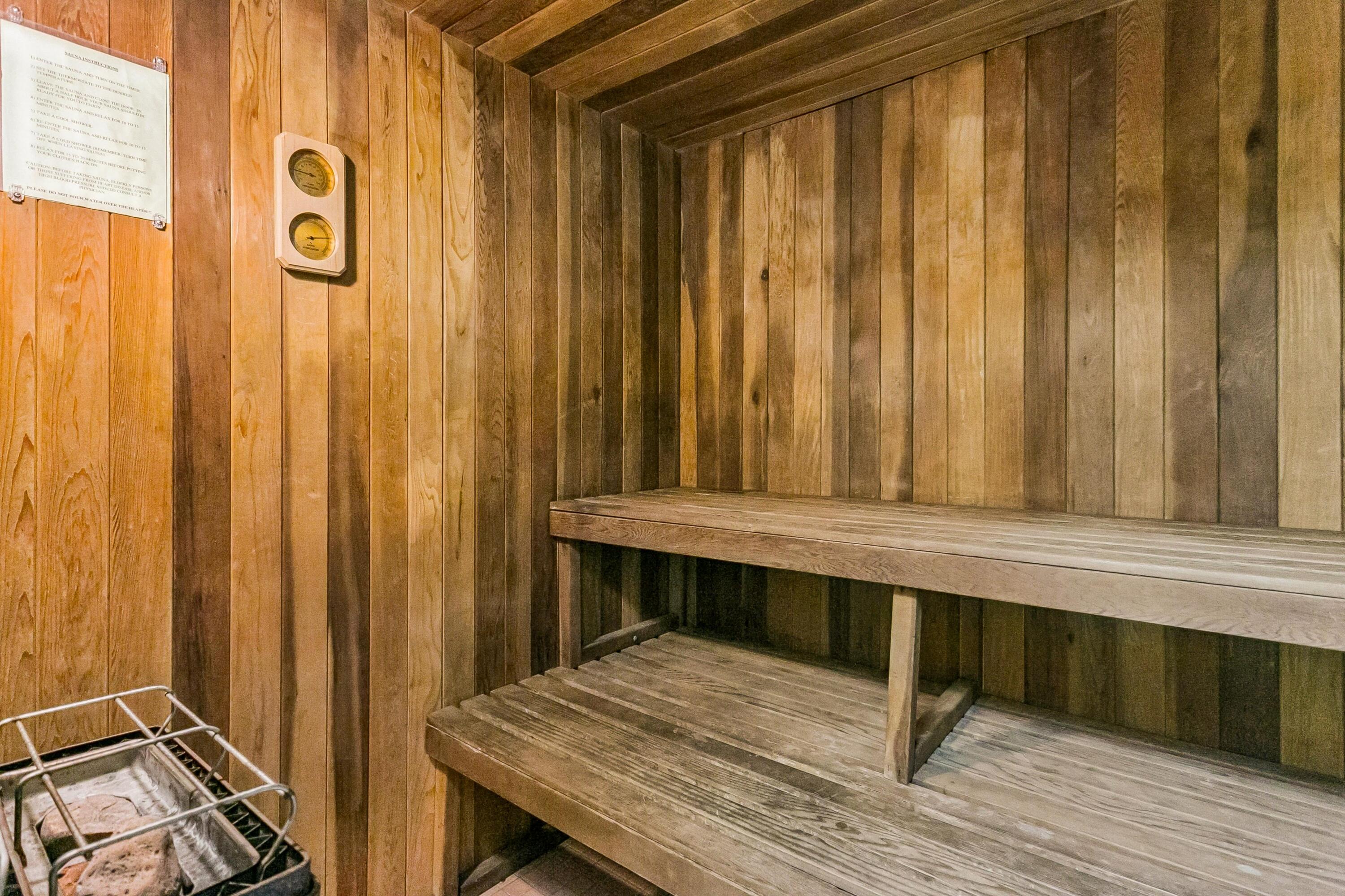 SEASPRAY CONDO - Residential