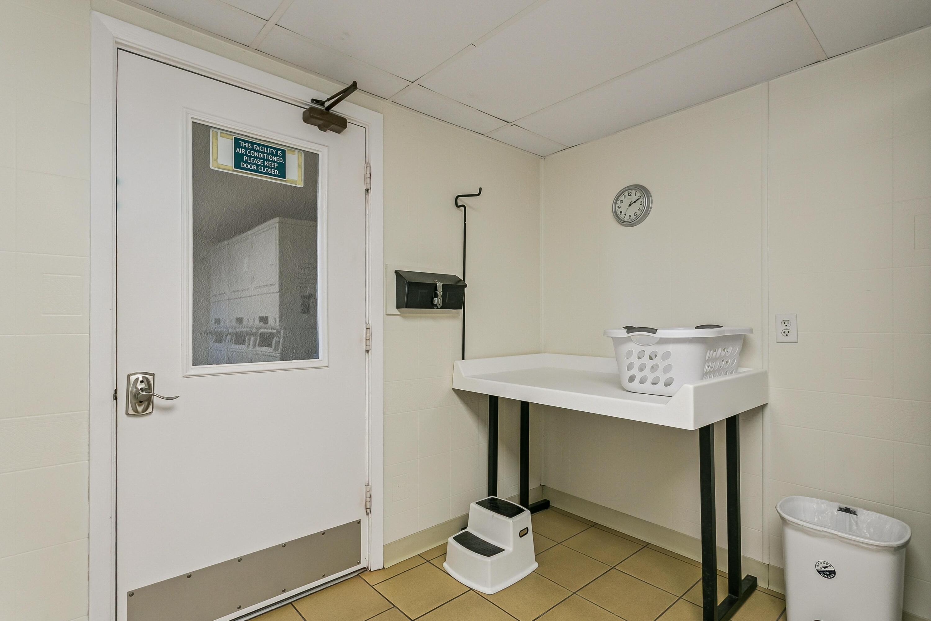 SEASPRAY CONDO - Residential