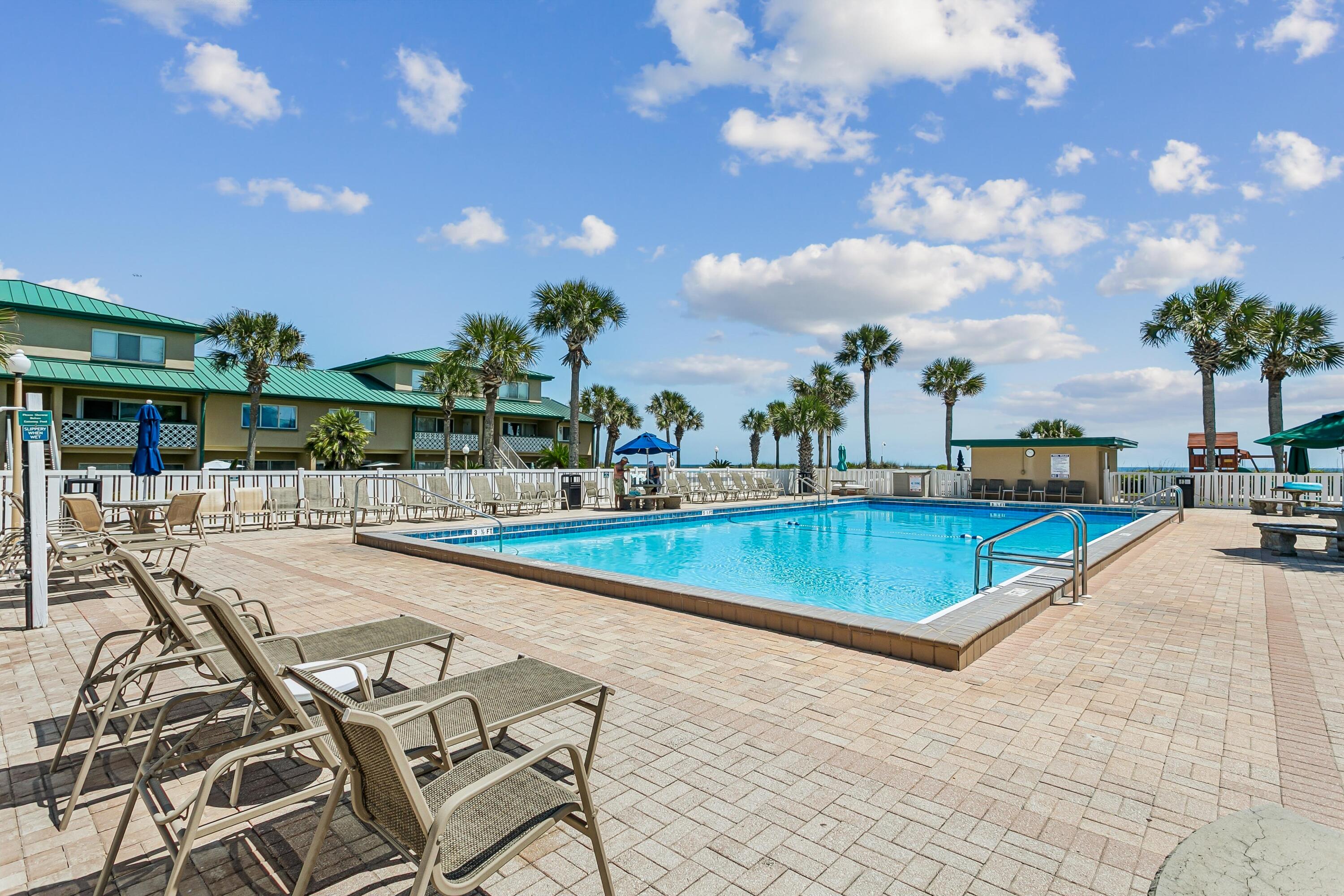 SEASPRAY CONDO - Residential