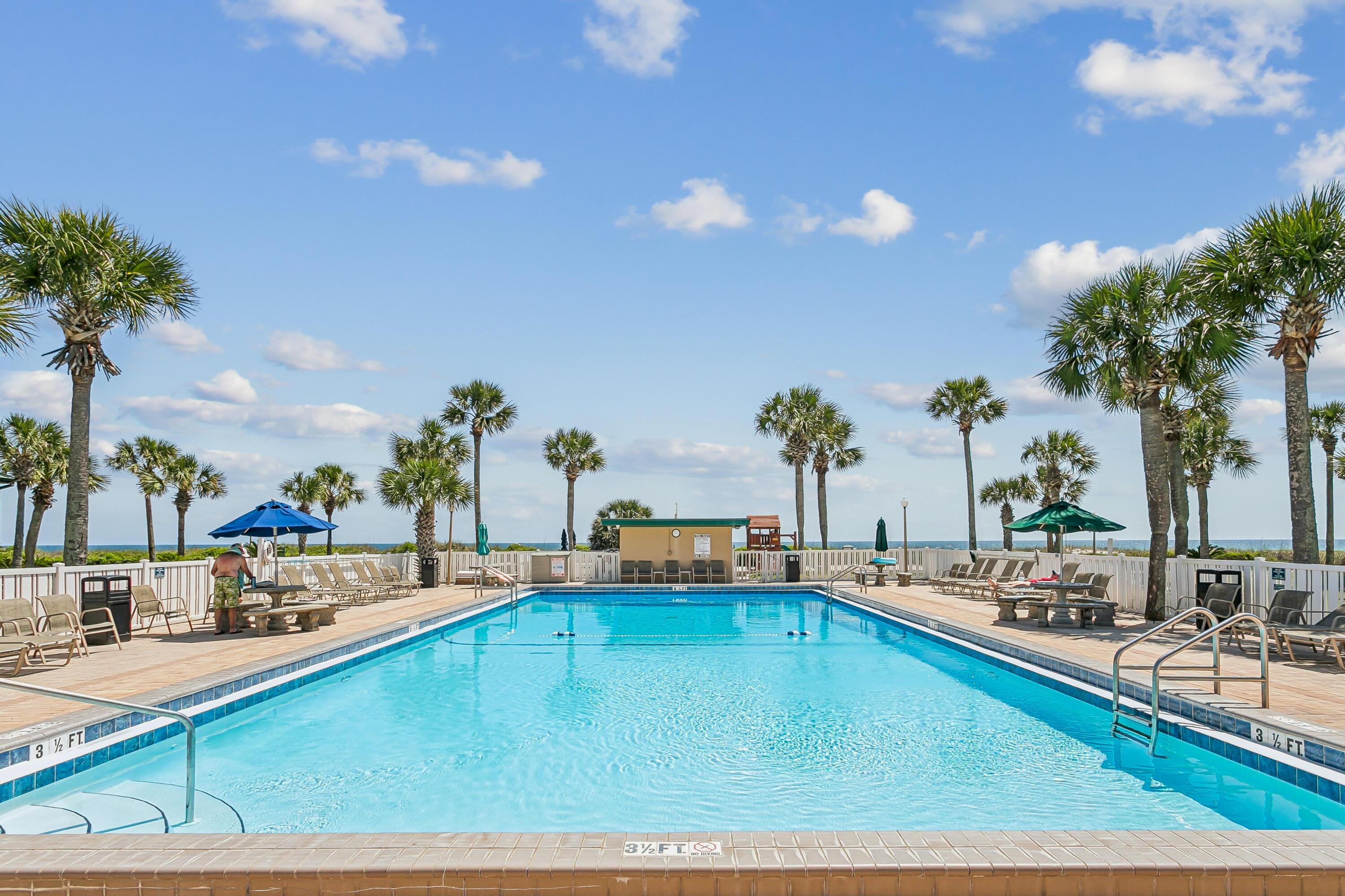 SEASPRAY CONDO - Residential