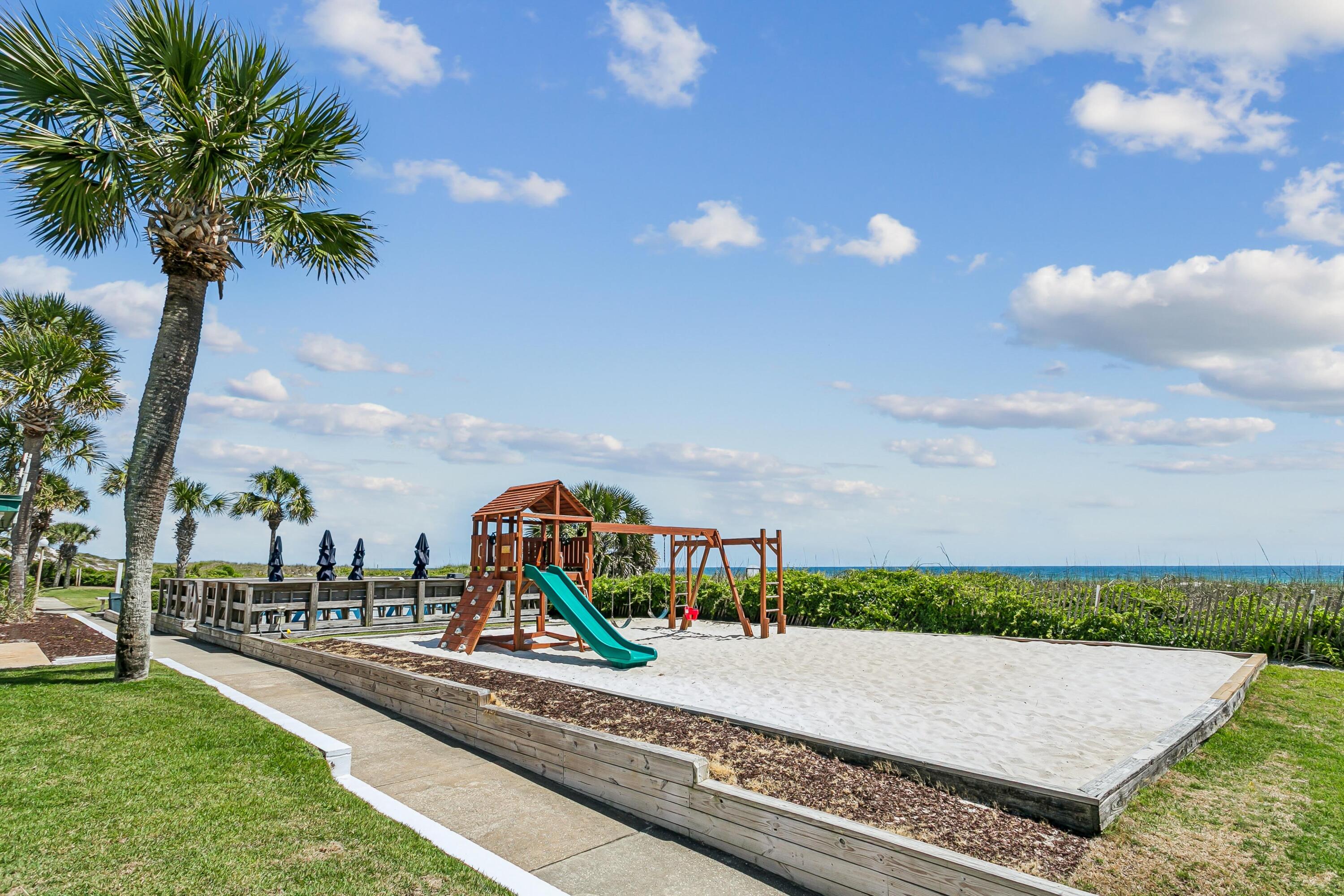 SEASPRAY CONDO - Residential