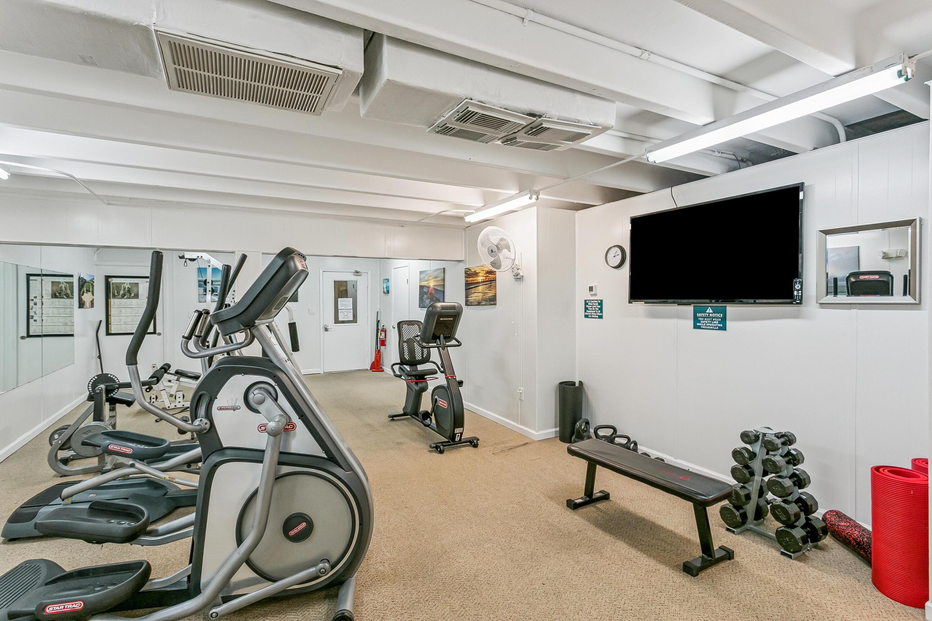 SEASPRAY CONDO - Residential