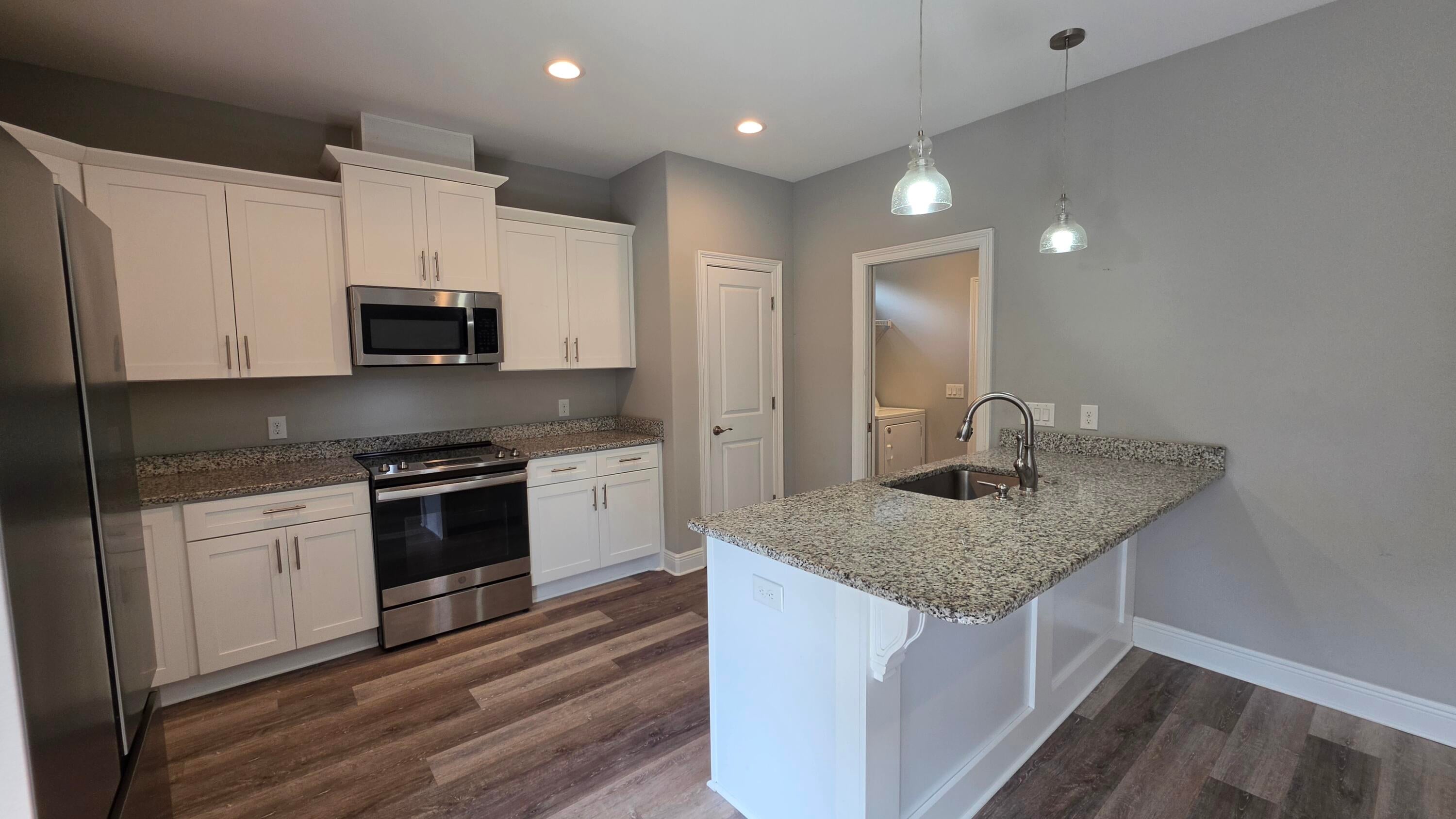 2263 Hadleigh Hills Court