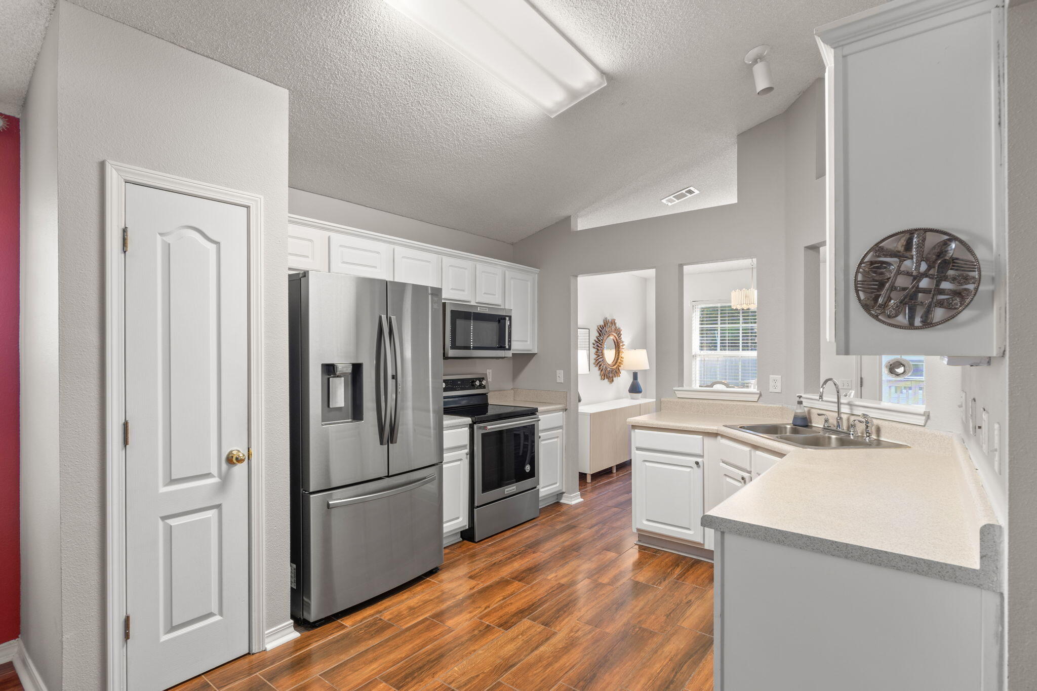 SHADOW LAKES - Residential