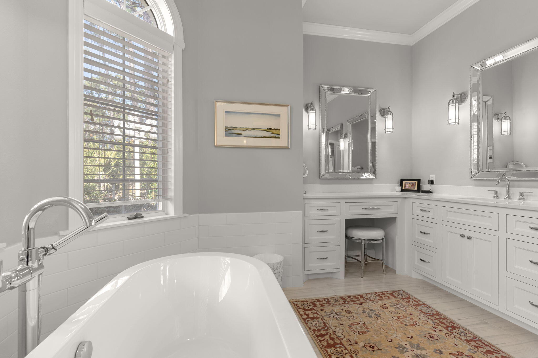 BAYTOWNE AVE EAST - Residential