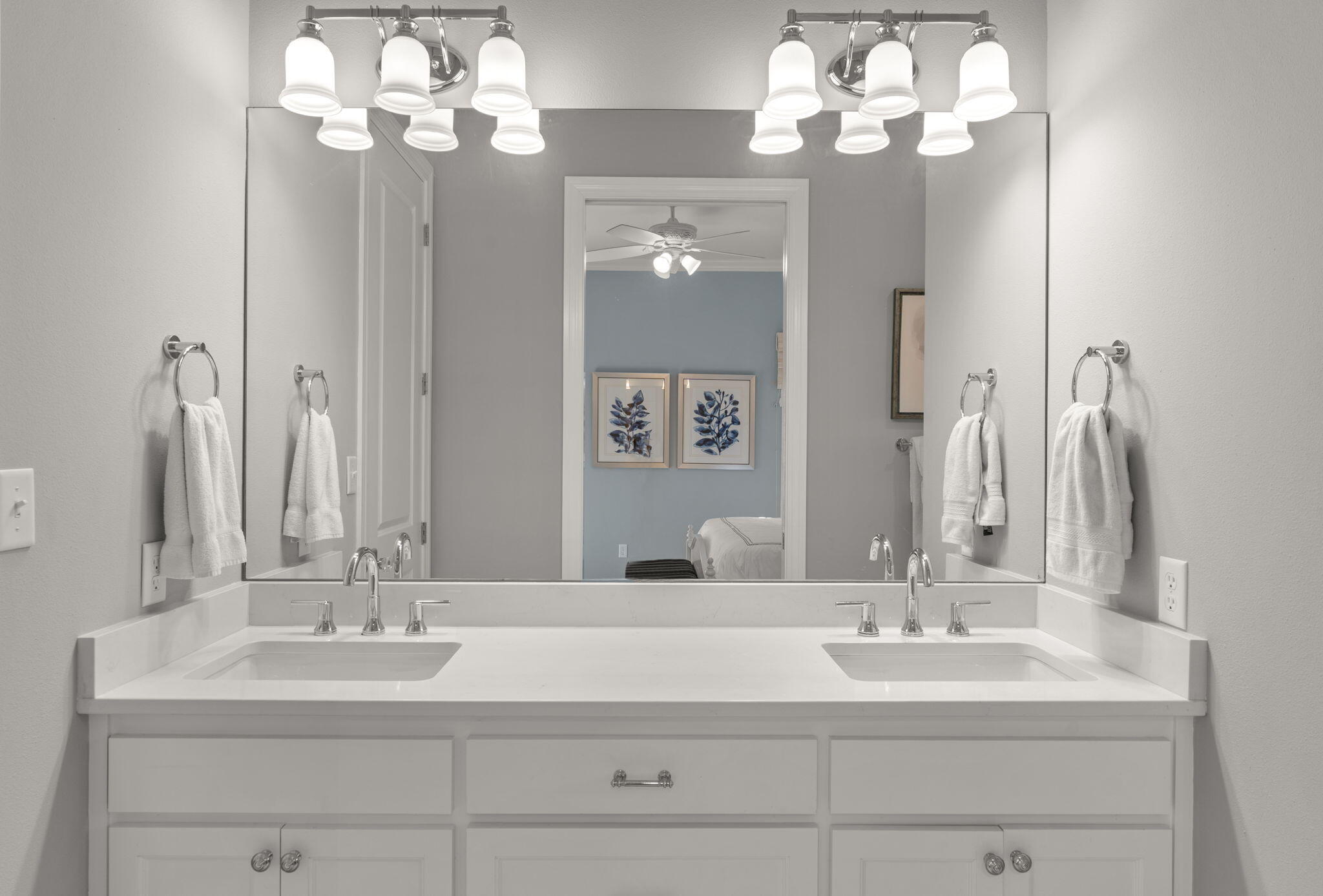 BAYTOWNE AVE EAST - Residential