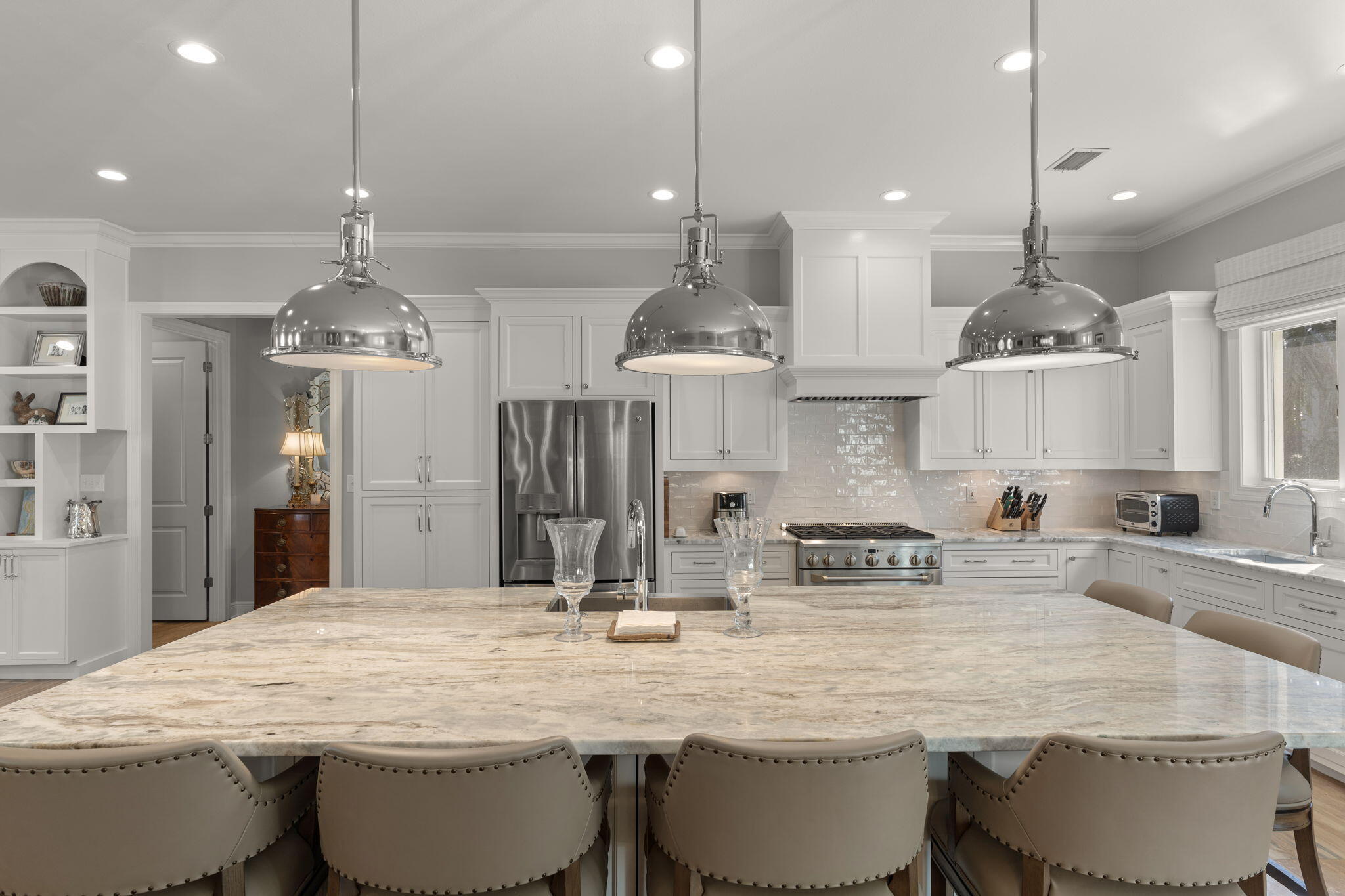 BAYTOWNE AVE EAST - Residential