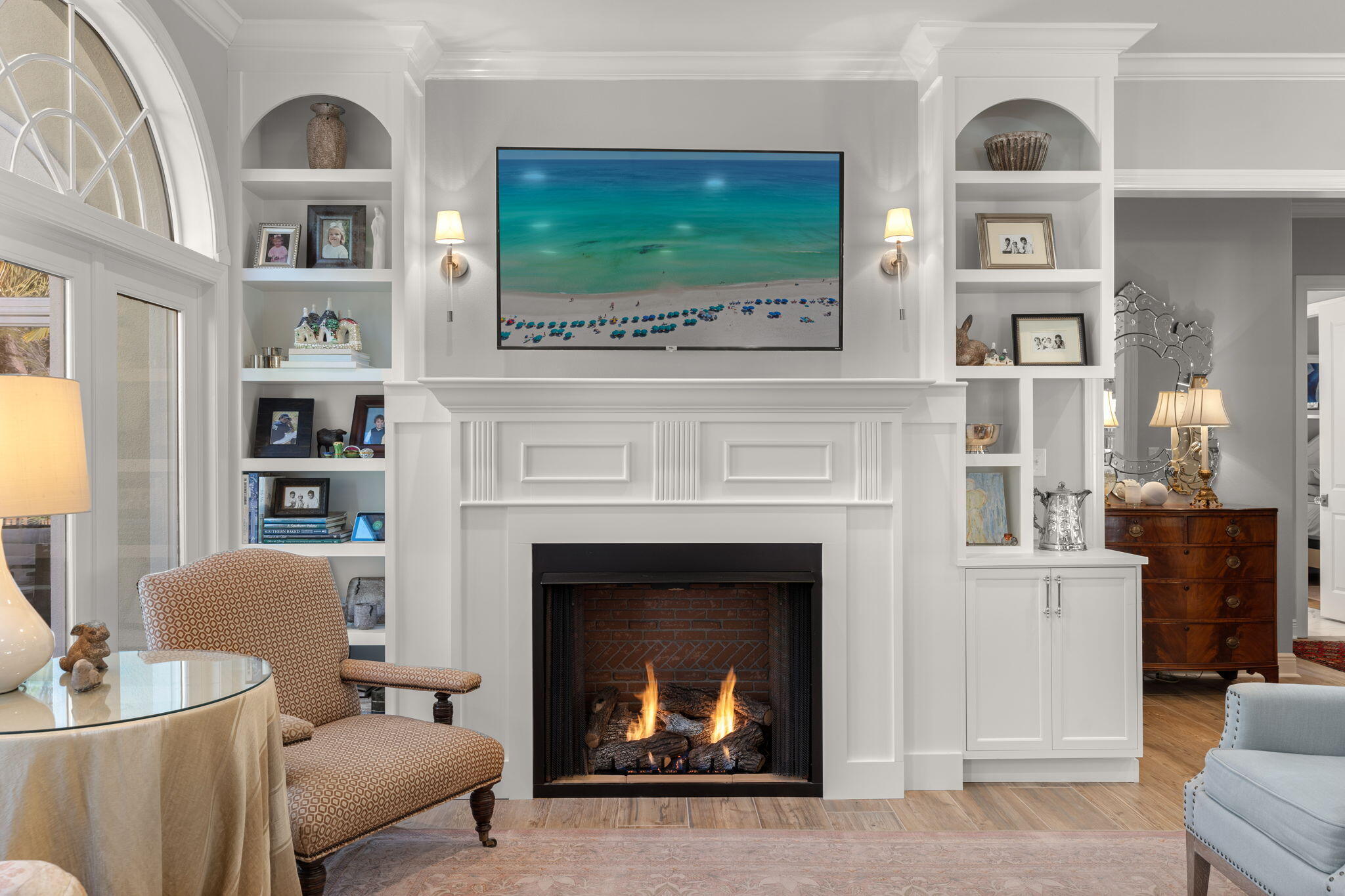 BAYTOWNE AVE EAST - Residential