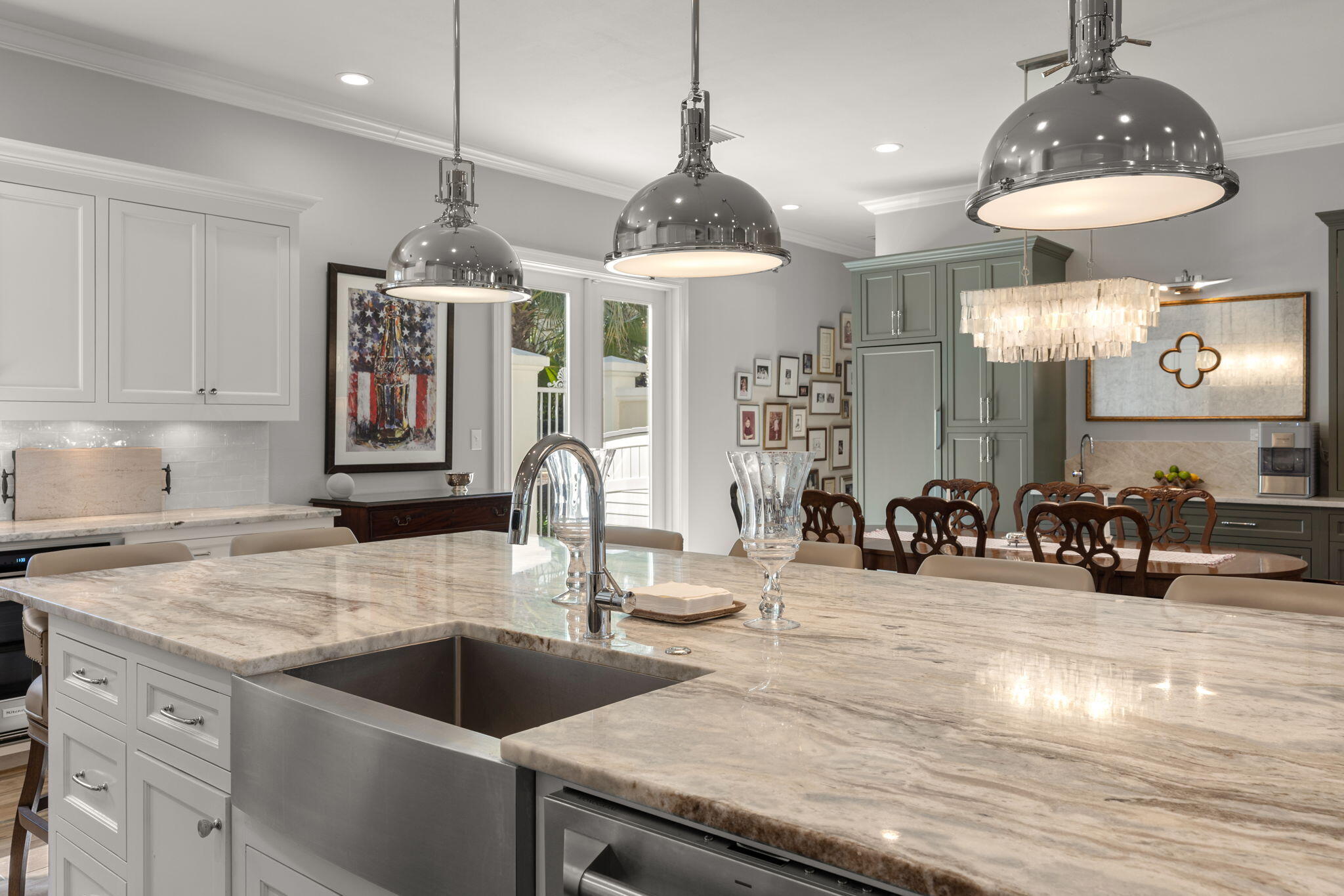 BAYTOWNE AVE EAST - Residential