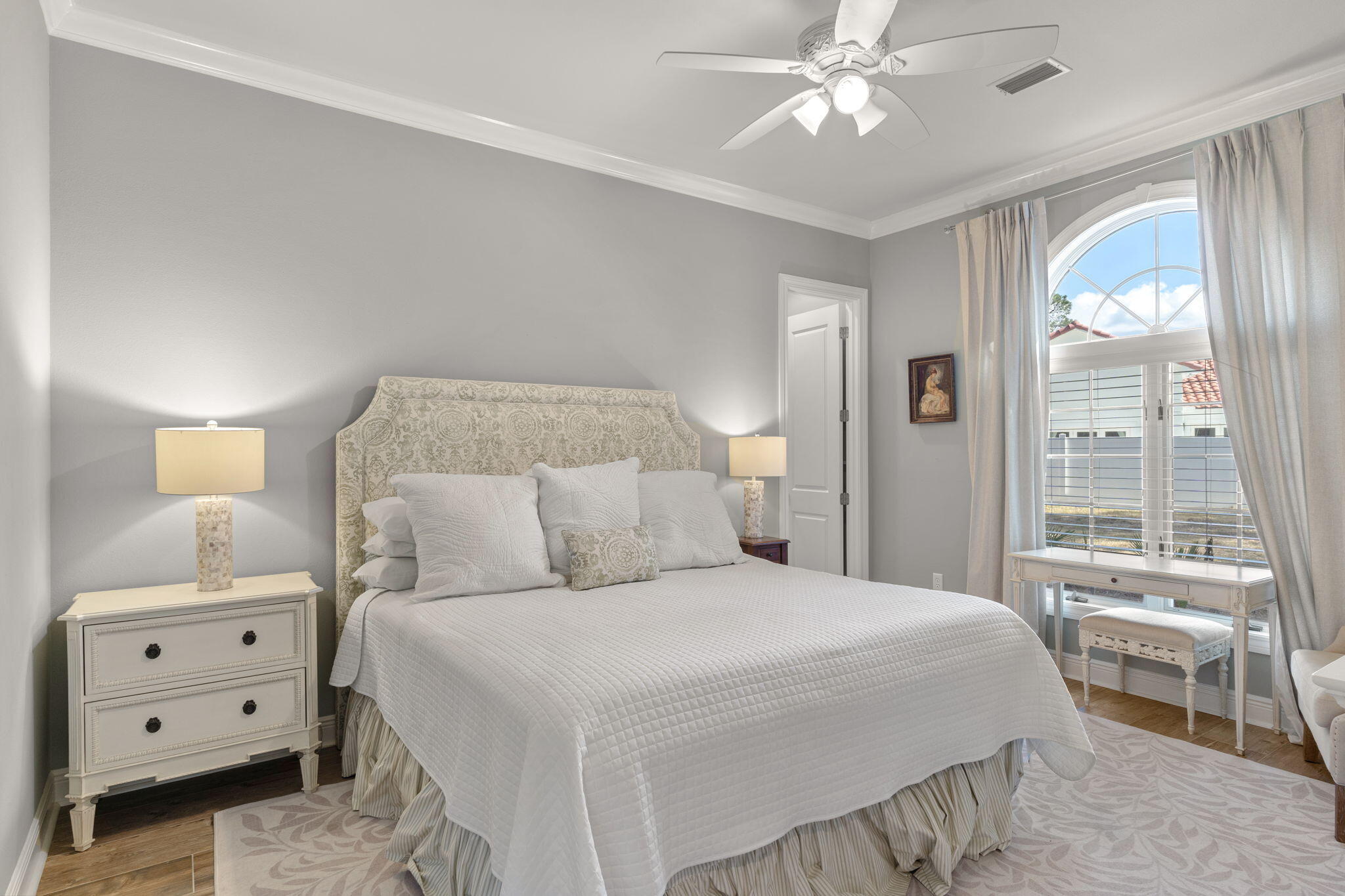 BAYTOWNE AVE EAST - Residential