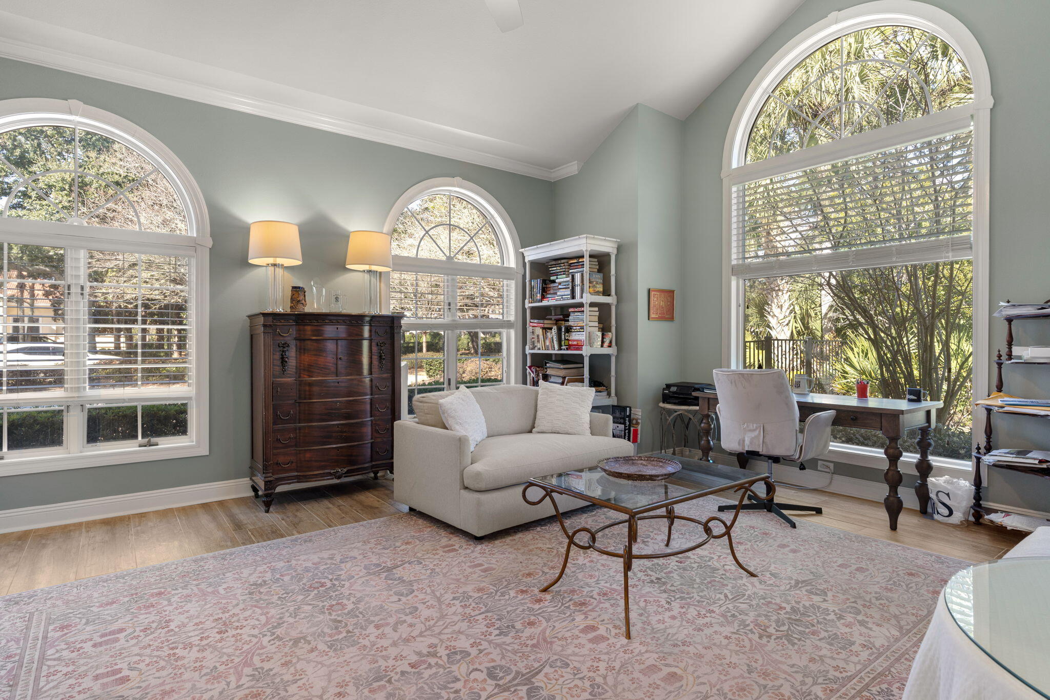 BAYTOWNE AVE EAST - Residential