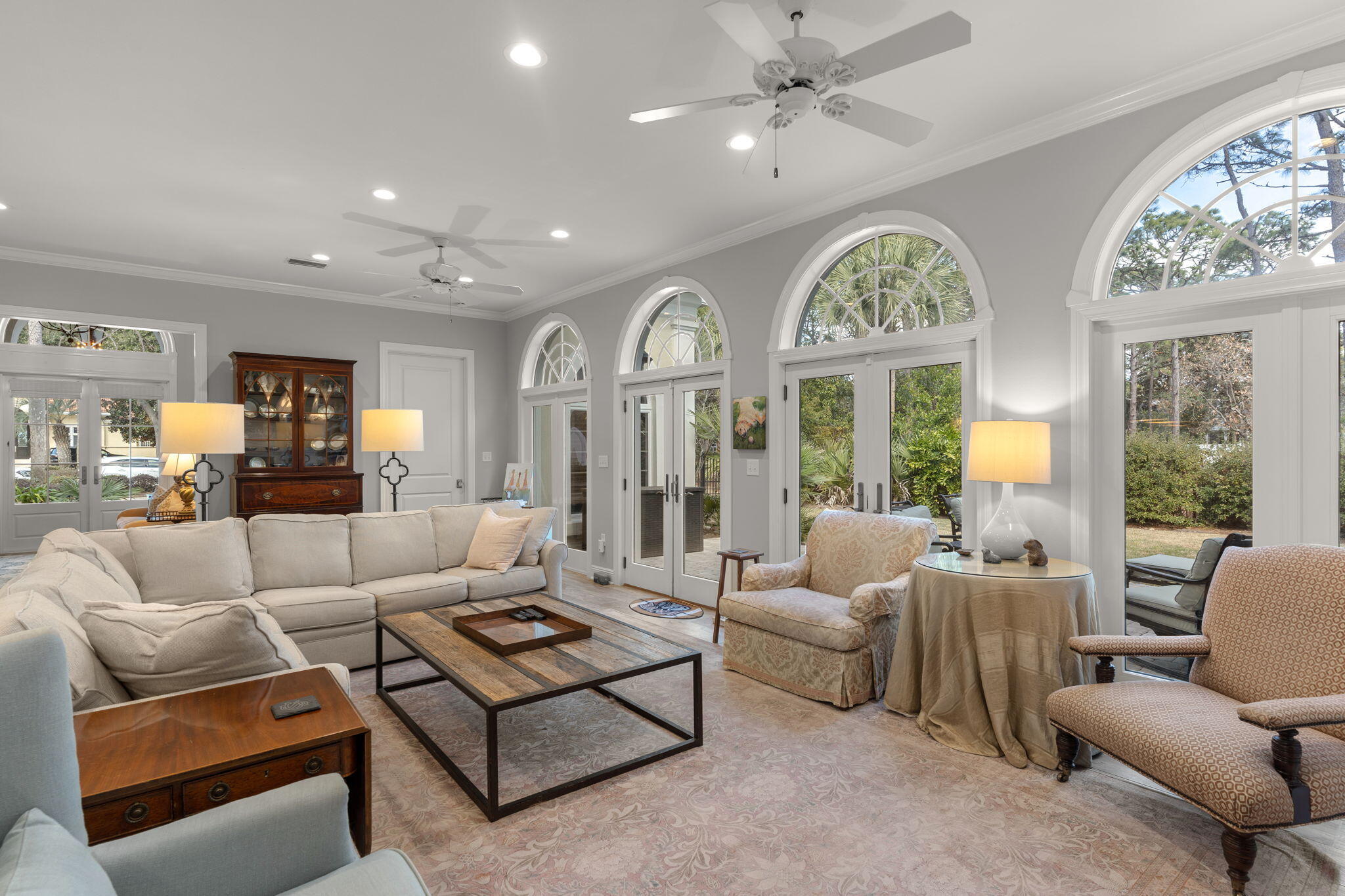 BAYTOWNE AVE EAST - Residential