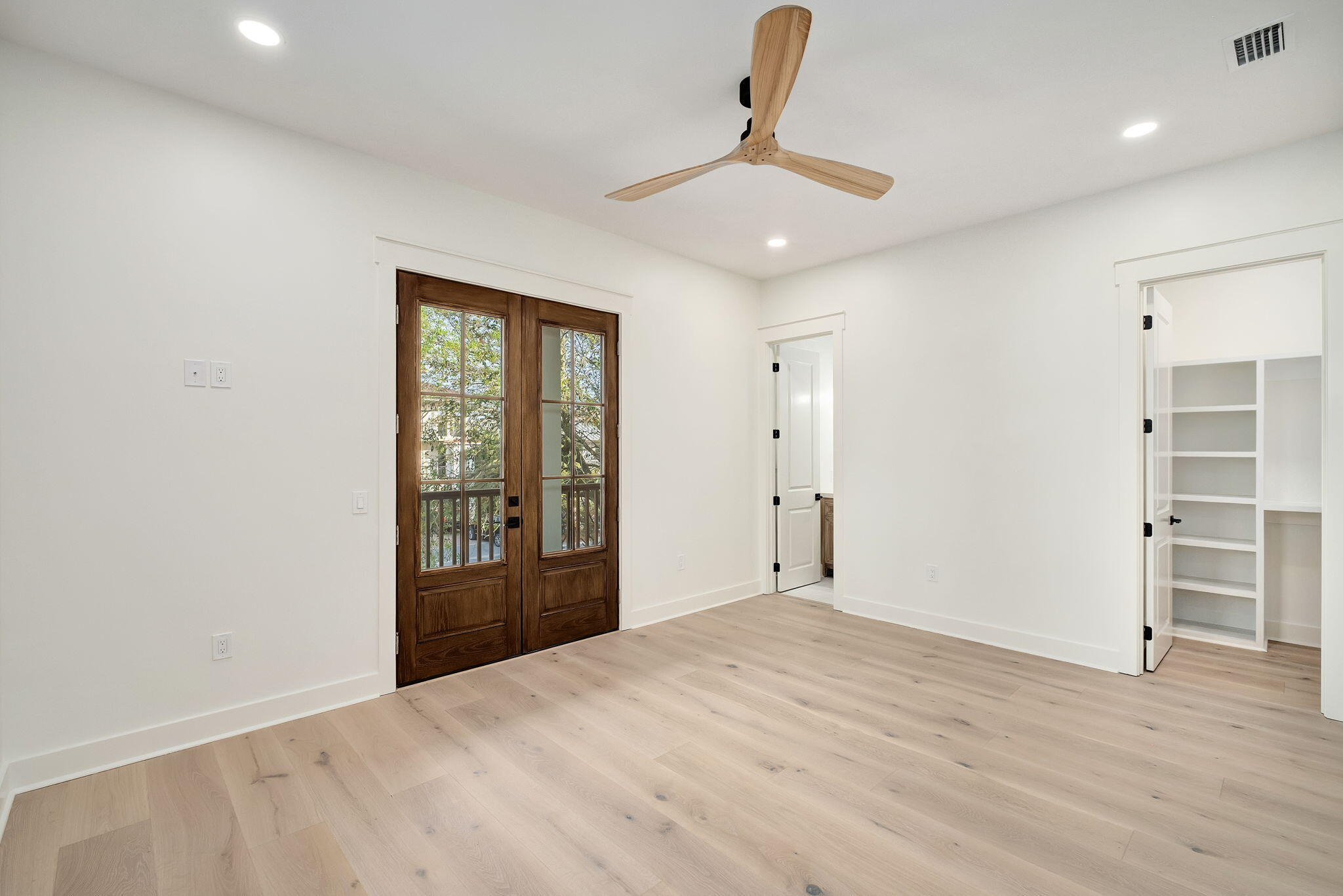 SANTA CLARA - Residential