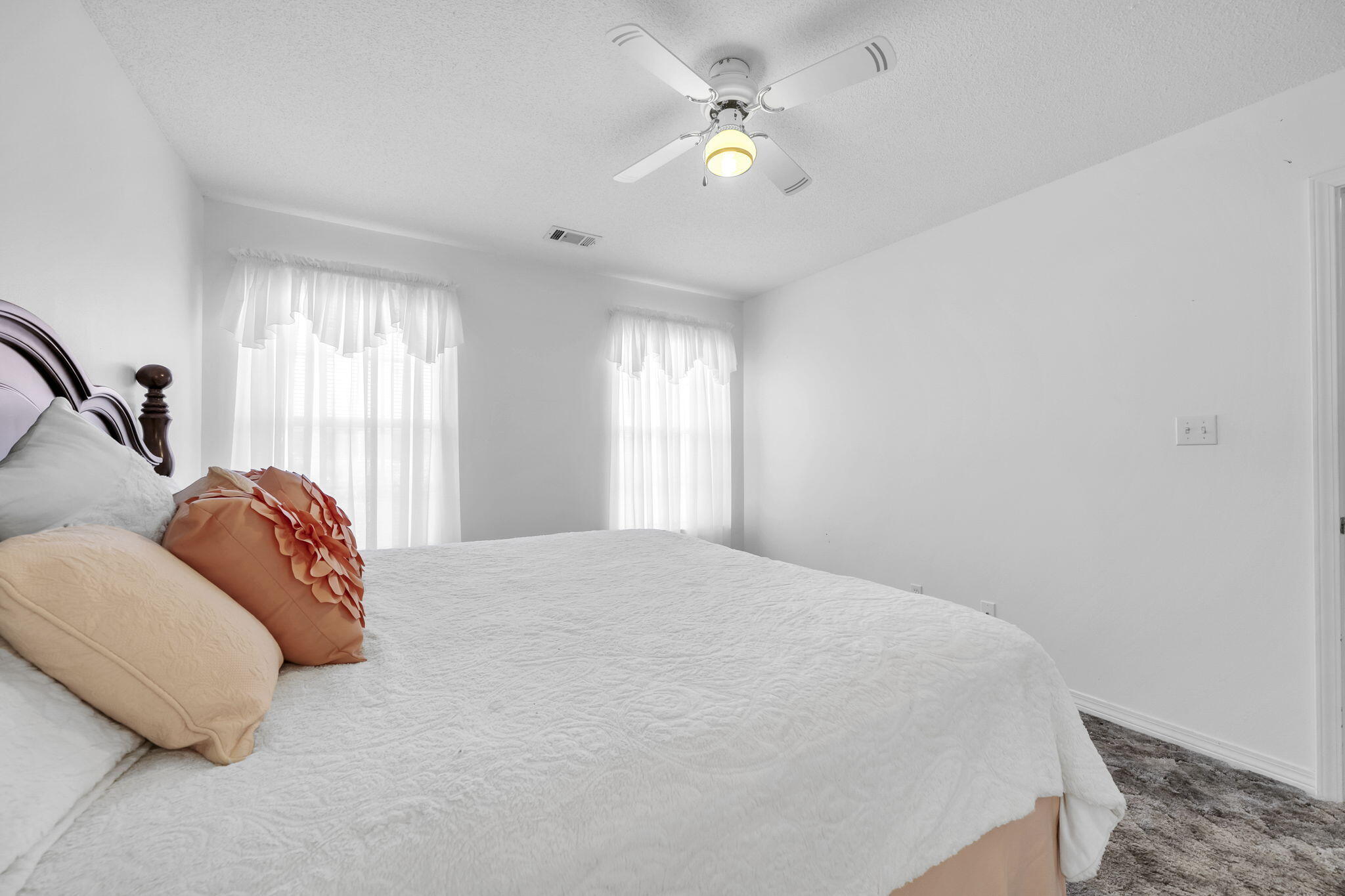 COVENTRY CORNERS - Residential