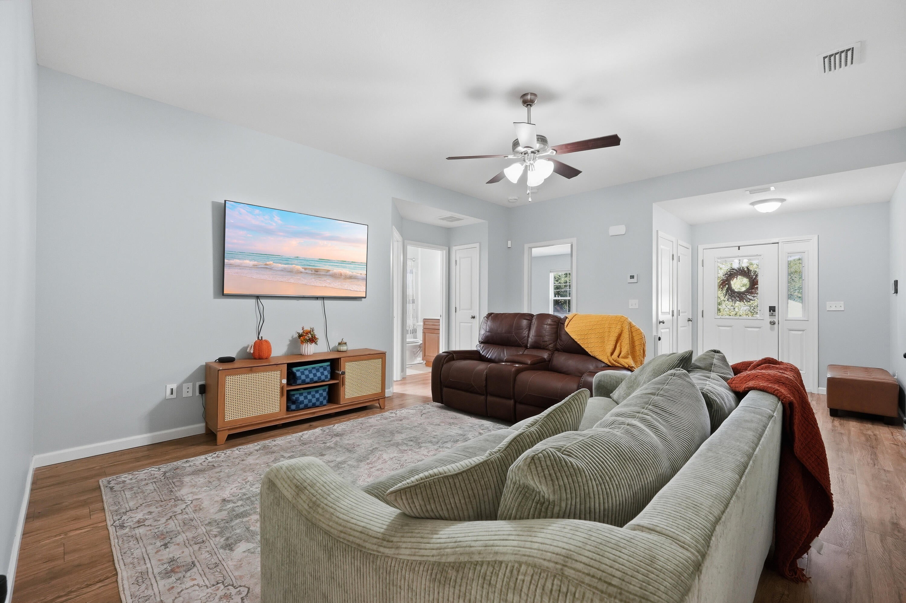 250 W North Avenue