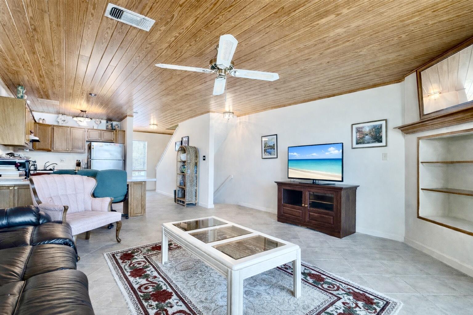 SEAHAUNTS - Residential