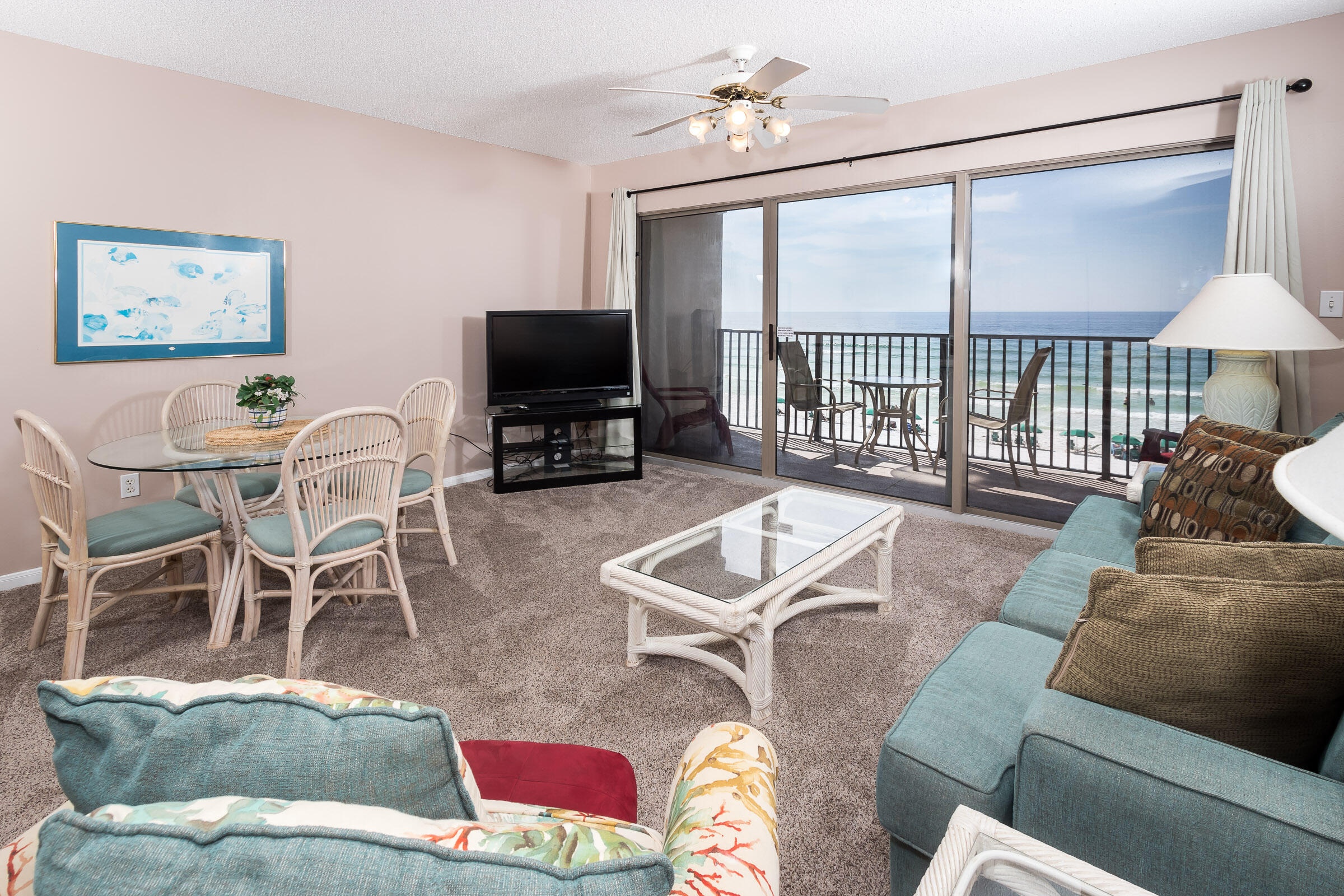 EMERALD TOWERS WEST CONDO - Residential