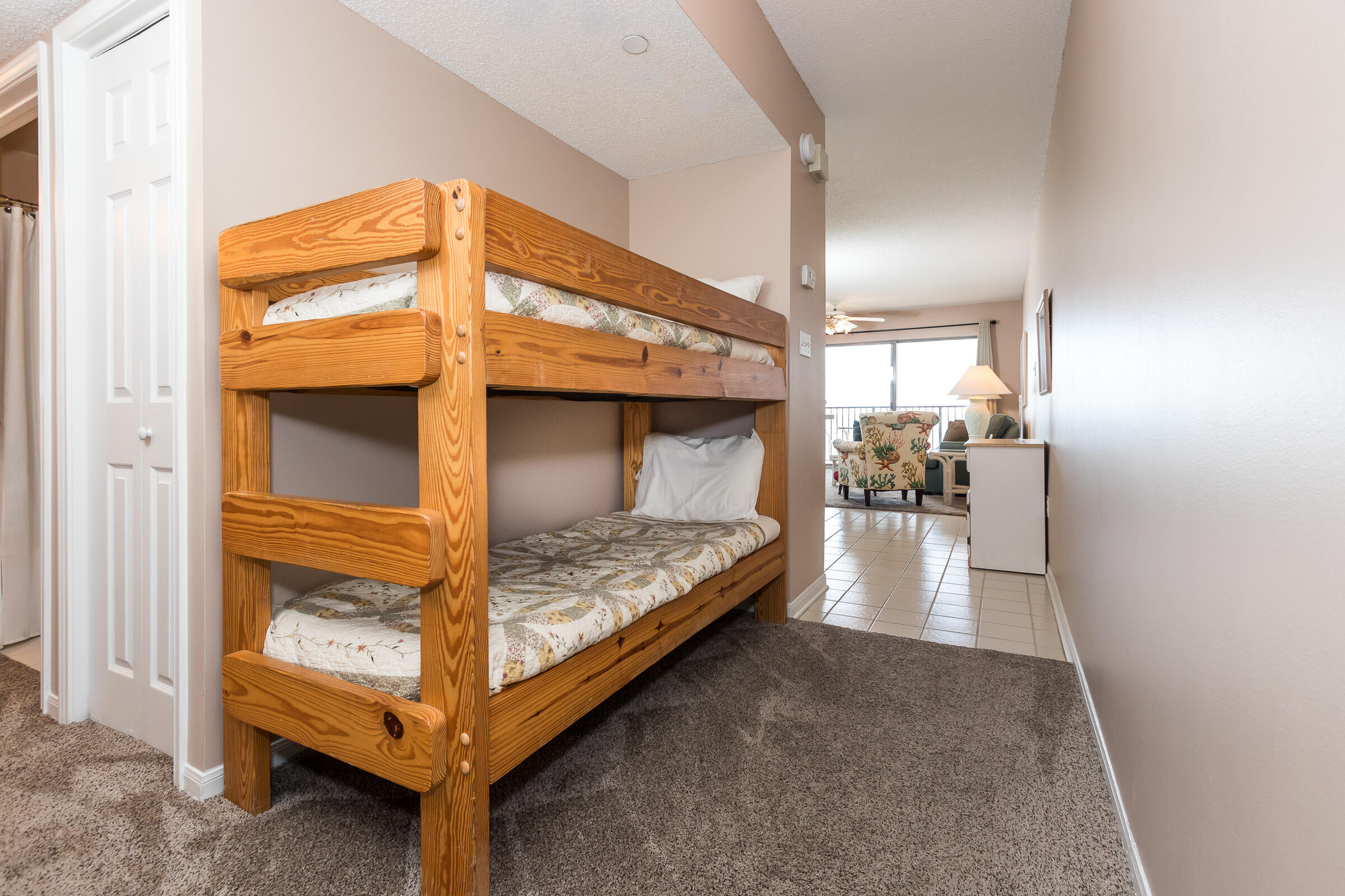 EMERALD TOWERS WEST CONDO - Residential