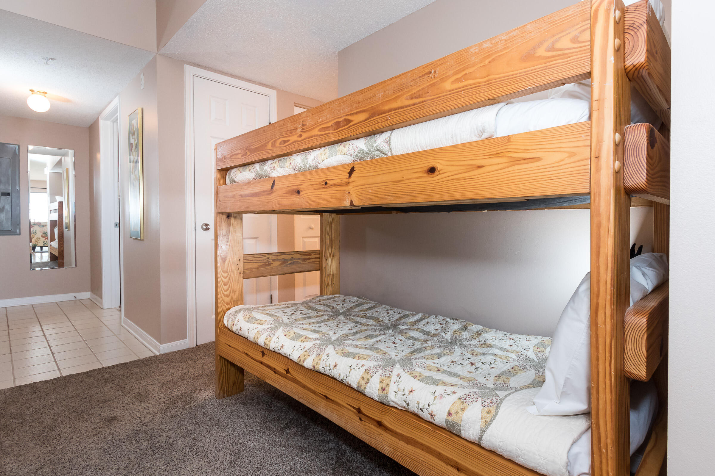 EMERALD TOWERS WEST CONDO - Residential