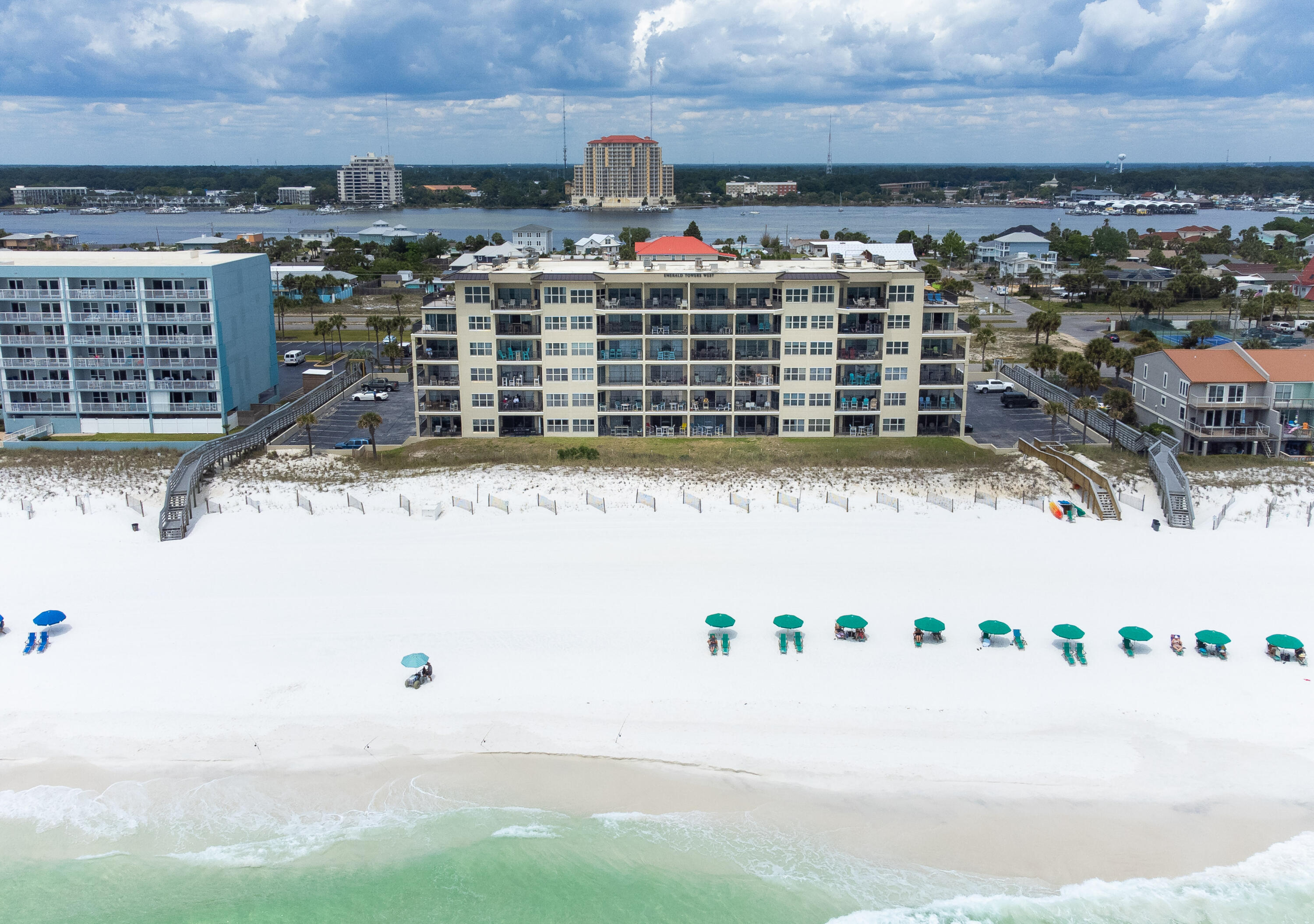 EMERALD TOWERS WEST CONDO - Residential