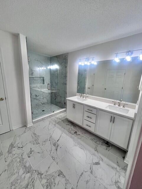 TWIN LAKES ESTATES - Residential Lease