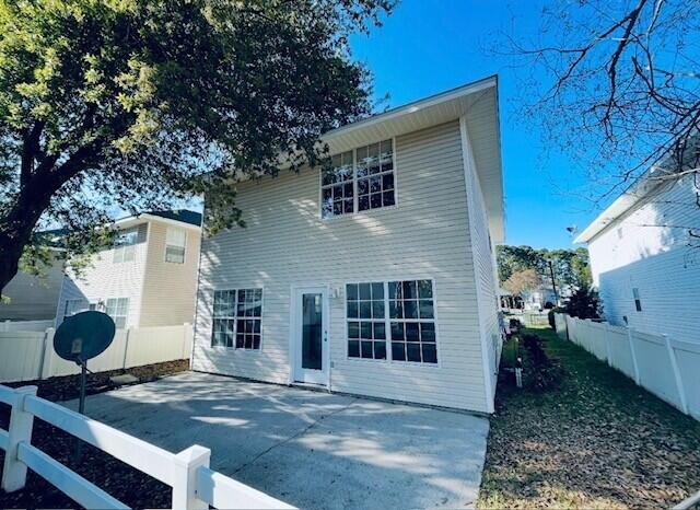 TWIN LAKES ESTATES - Residential Lease