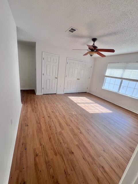 TWIN LAKES ESTATES - Residential Lease