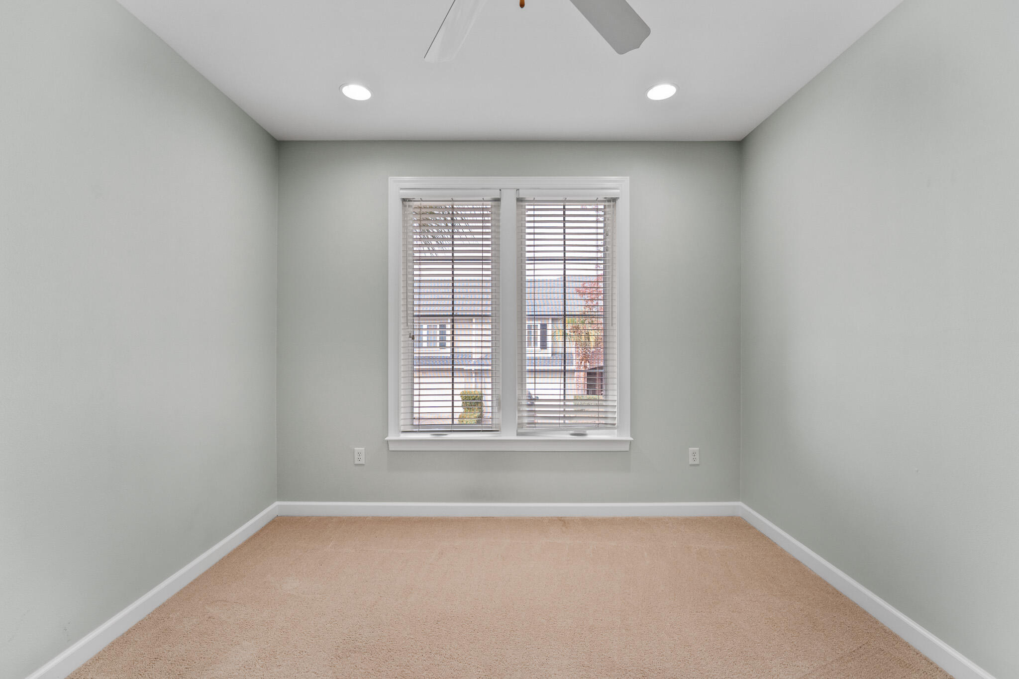 MARINA LANDING - Residential