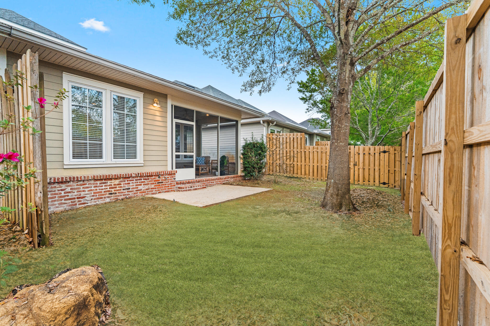 MARINA LANDING - Residential