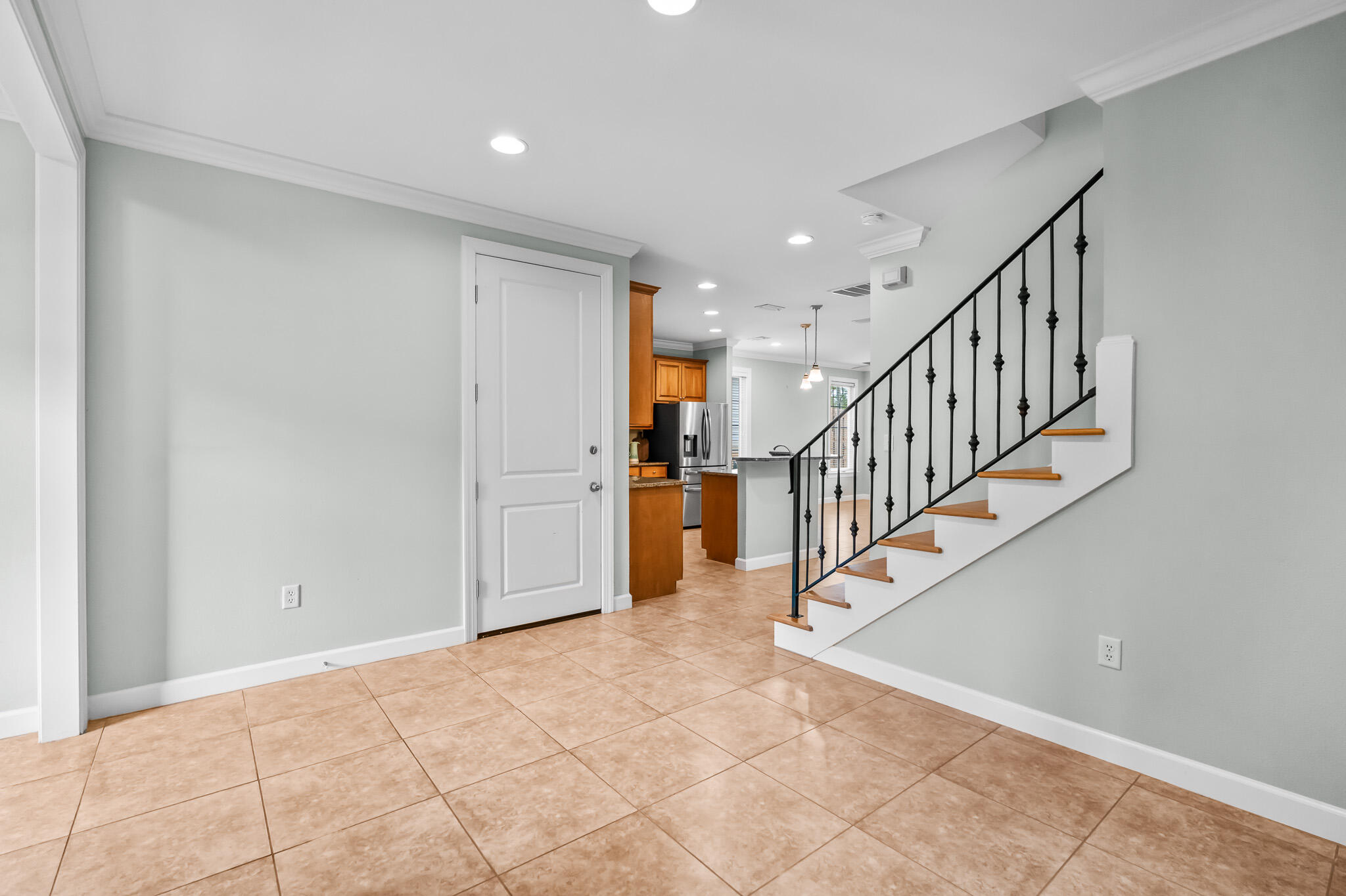 MARINA LANDING - Residential