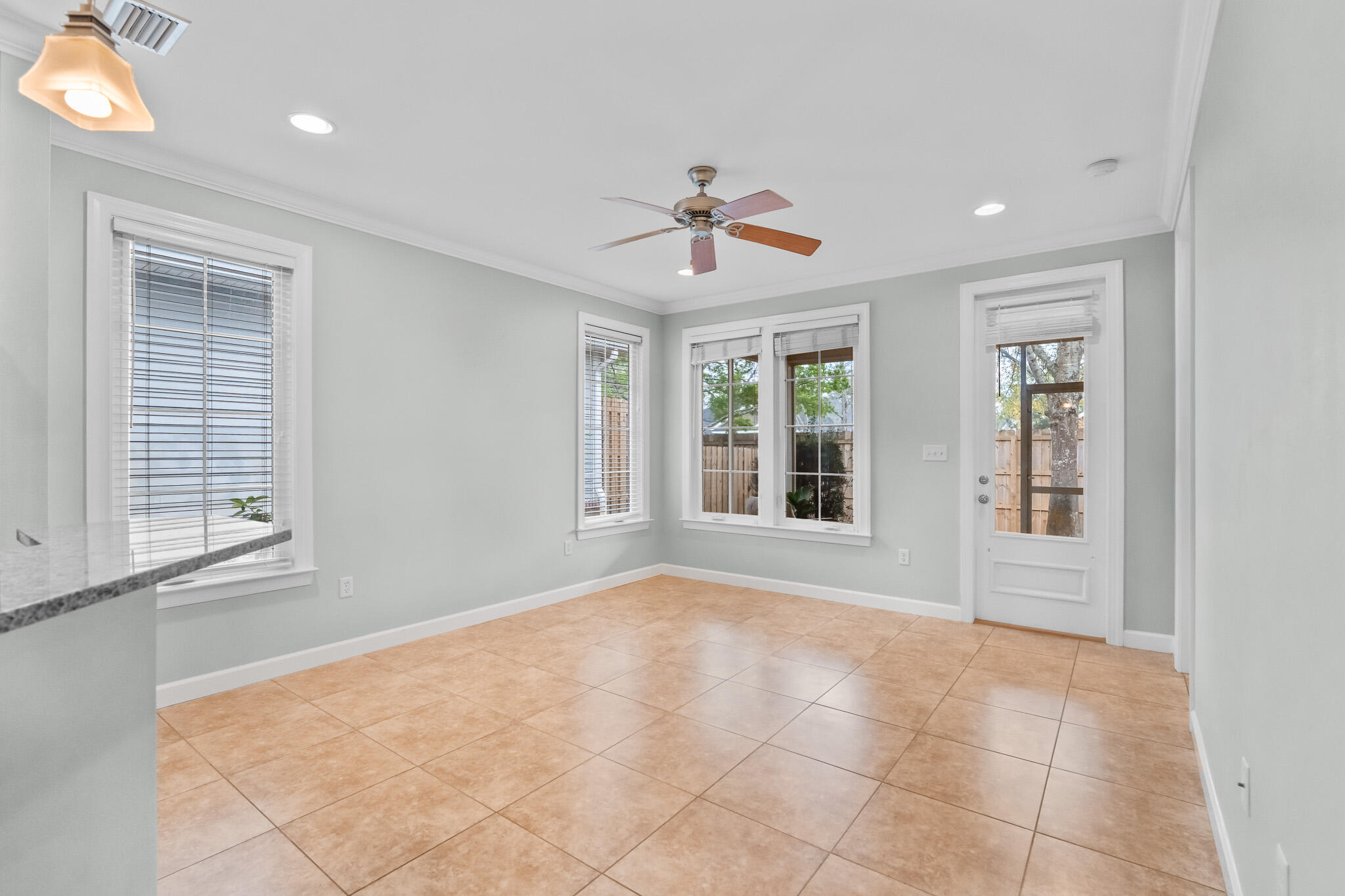 MARINA LANDING - Residential