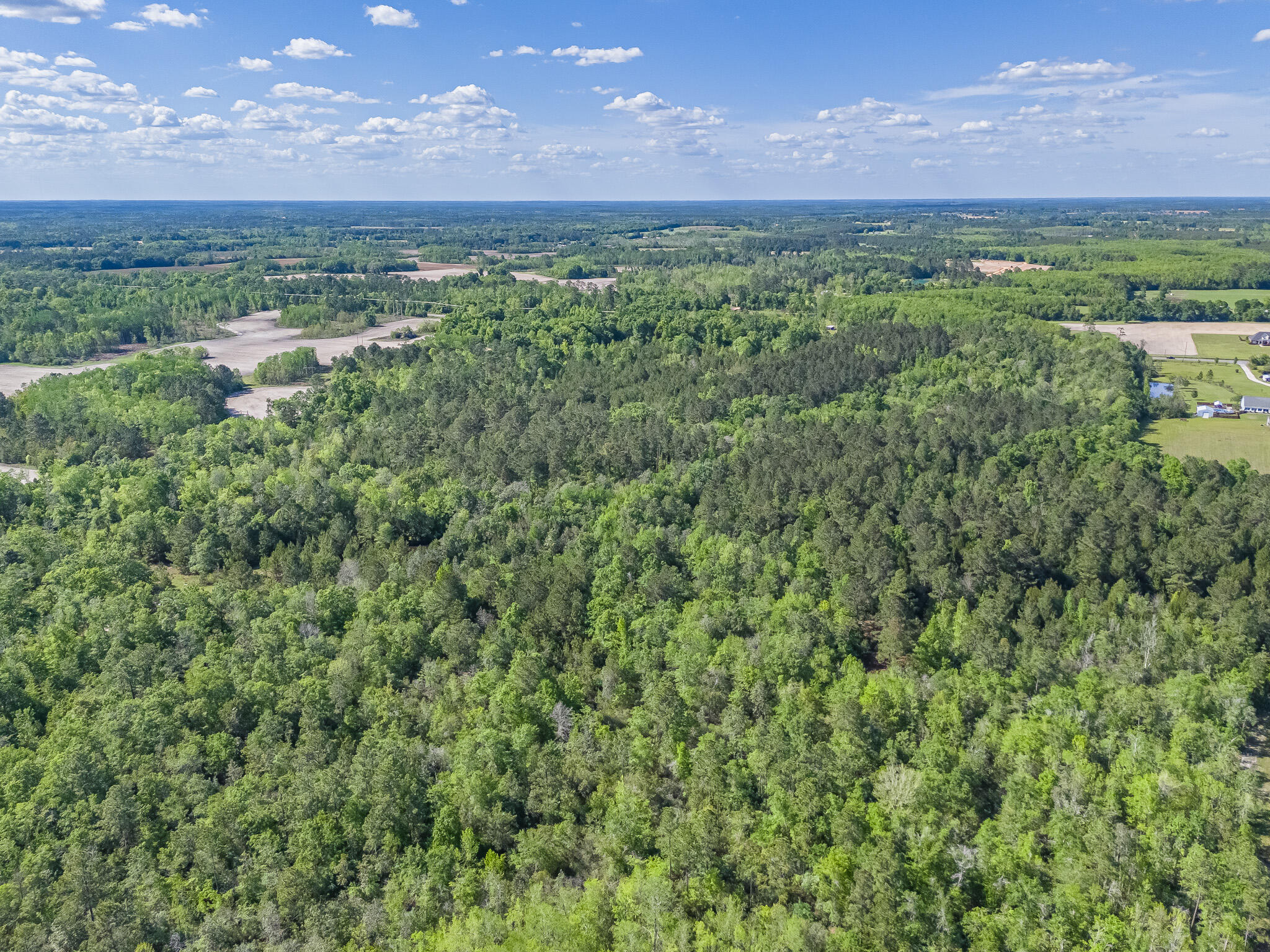 NO RECORDED SUBDIVISION - Land