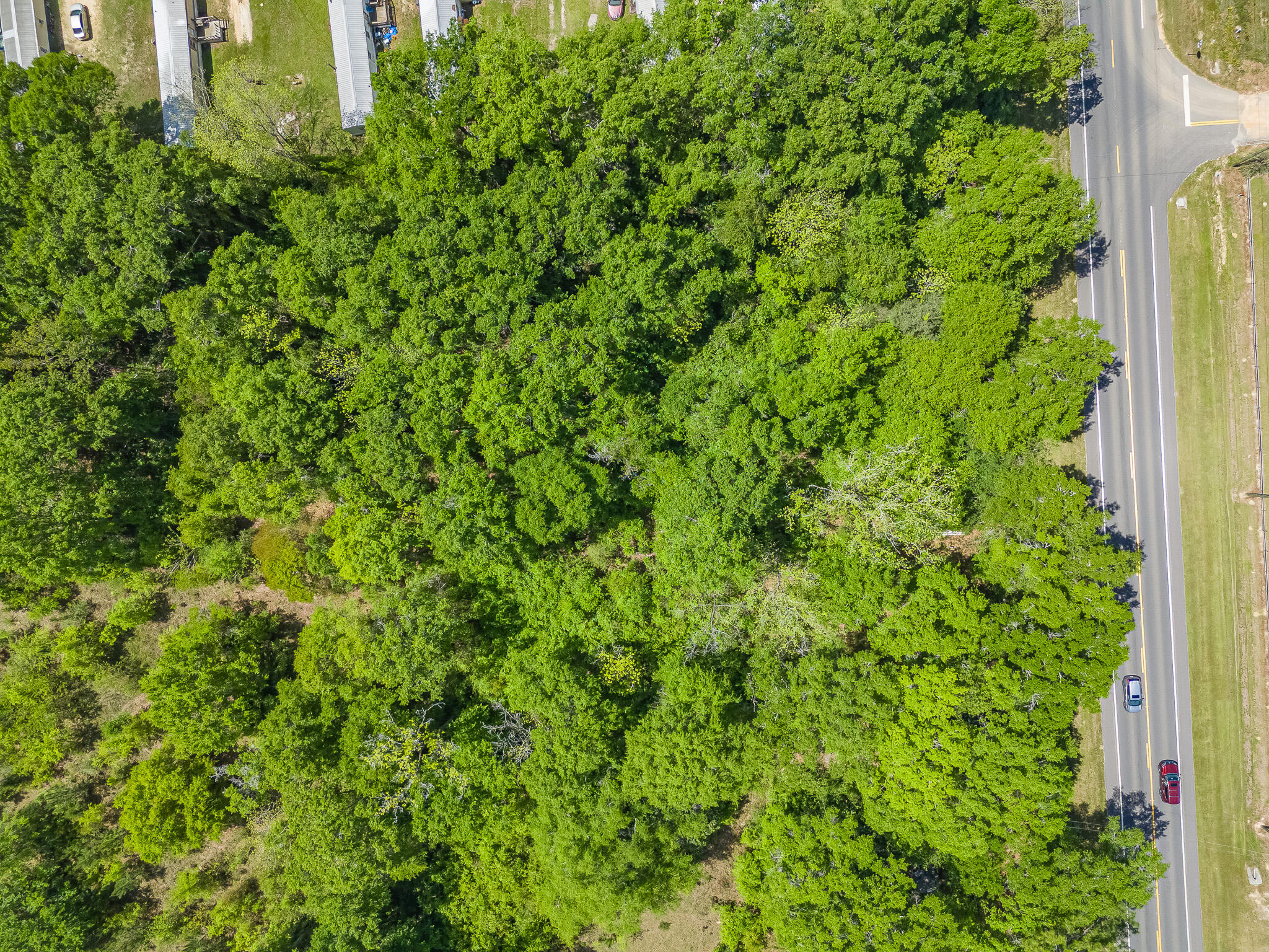 NO RECORDED SUBDIVISION - Land