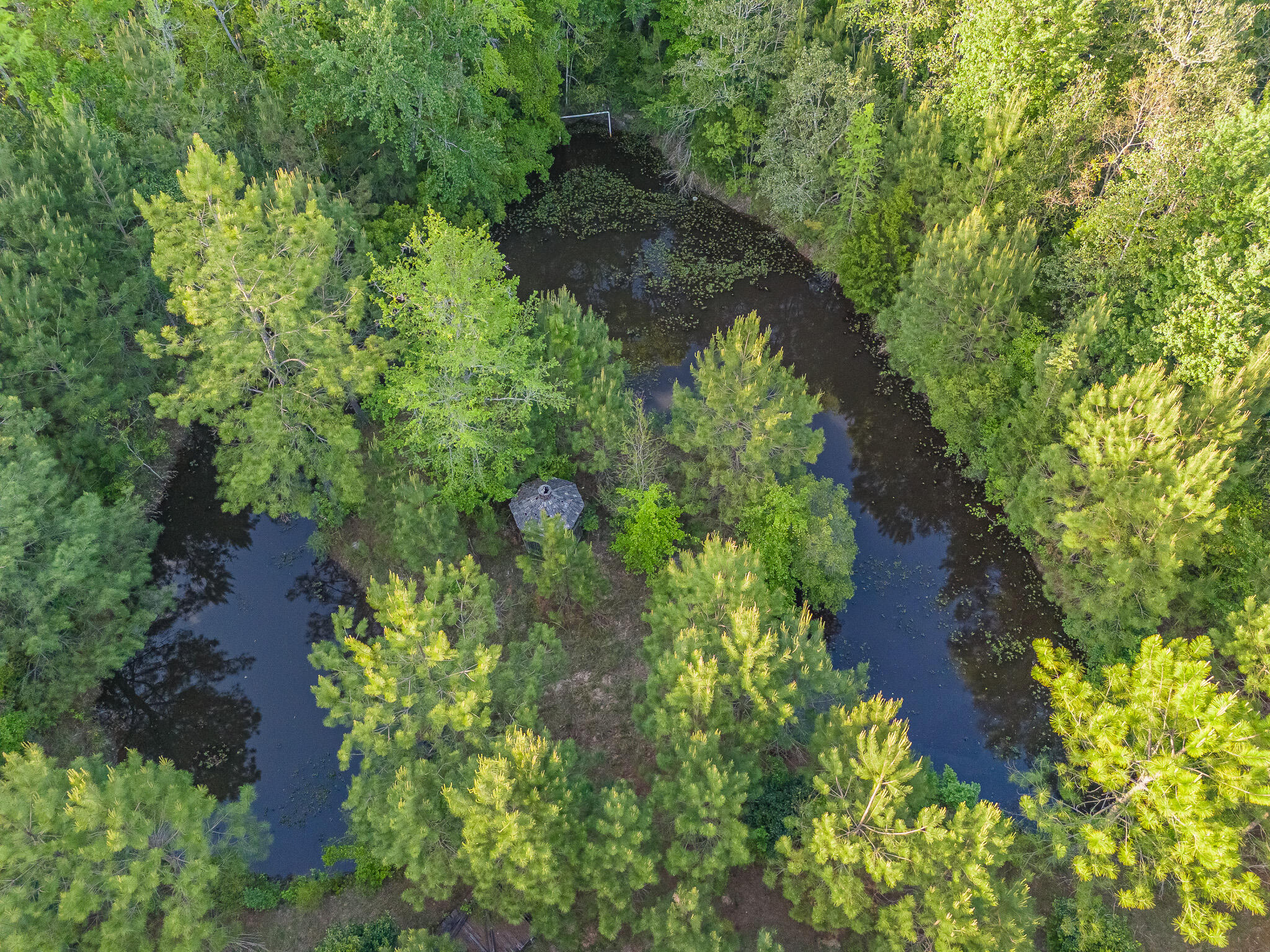 NO RECORDED SUBDIVISION - Land