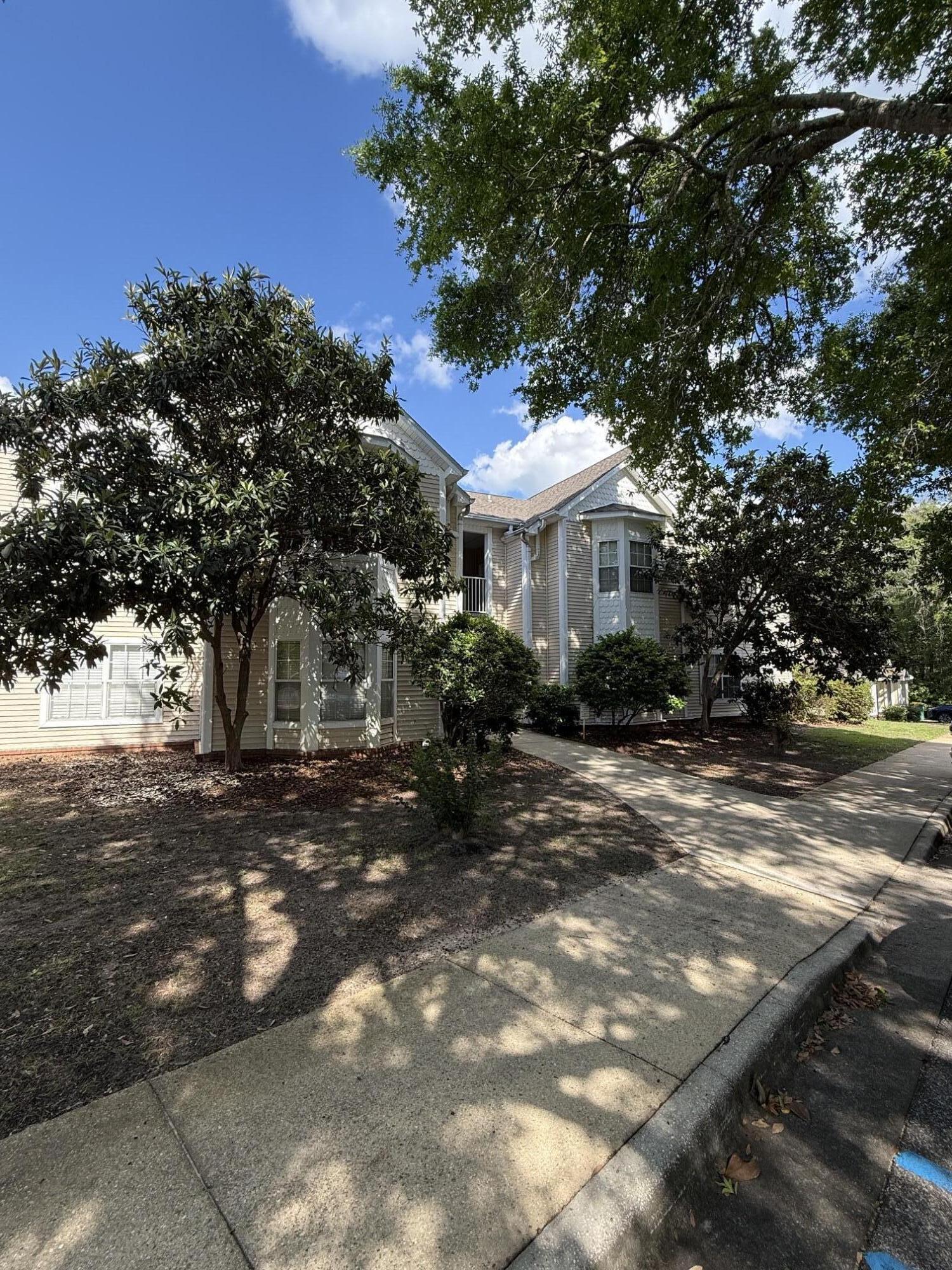 THE OAKS AT NICEVILLE - Residential