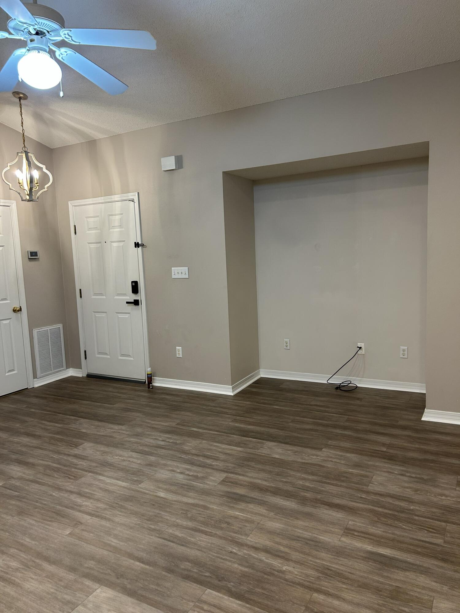 THE OAKS AT NICEVILLE - Residential
