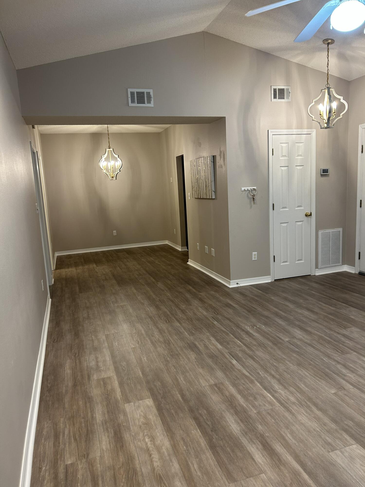 THE OAKS AT NICEVILLE - Residential
