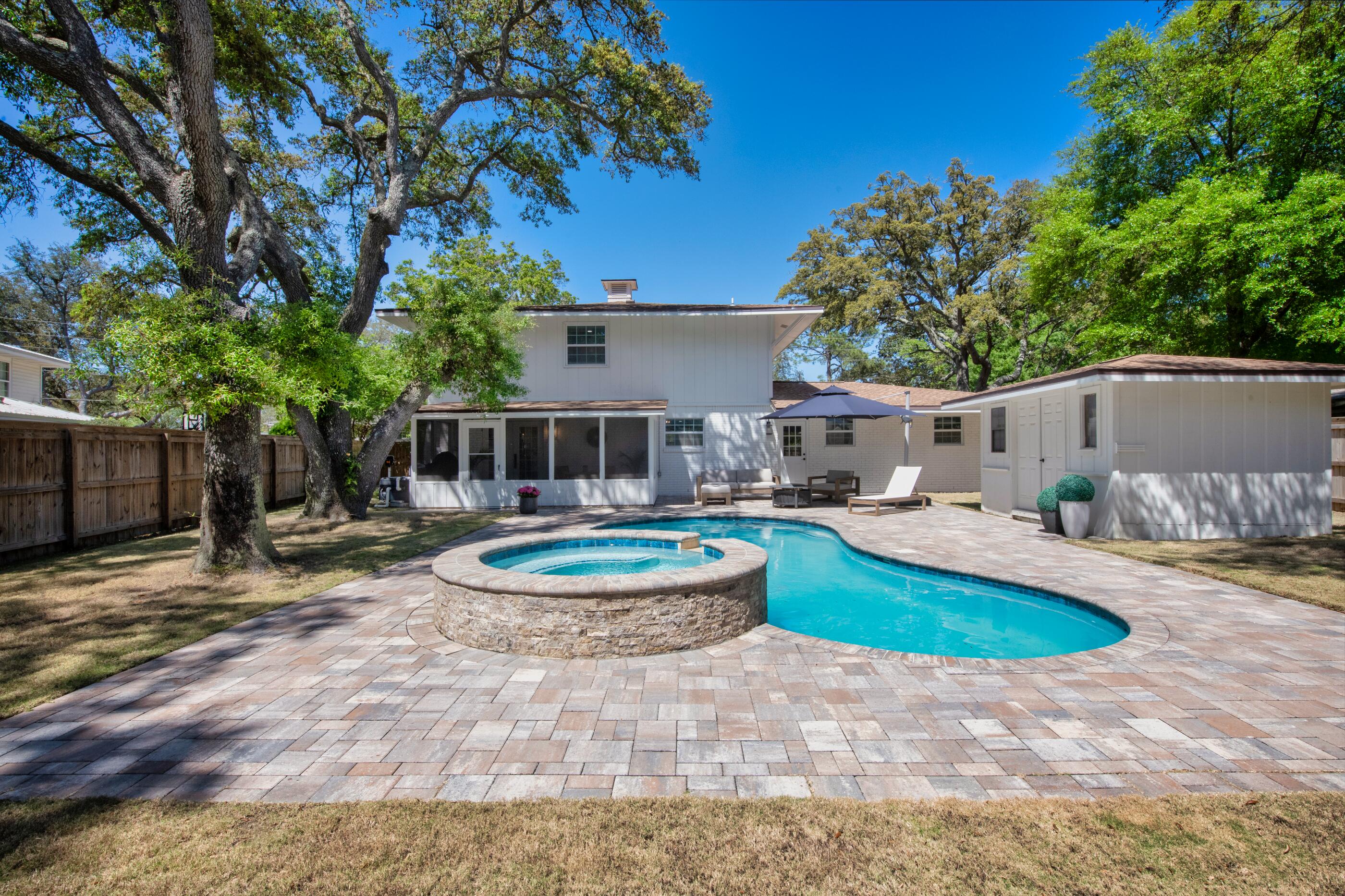 Lake Lorraine Est 2nd - Residential