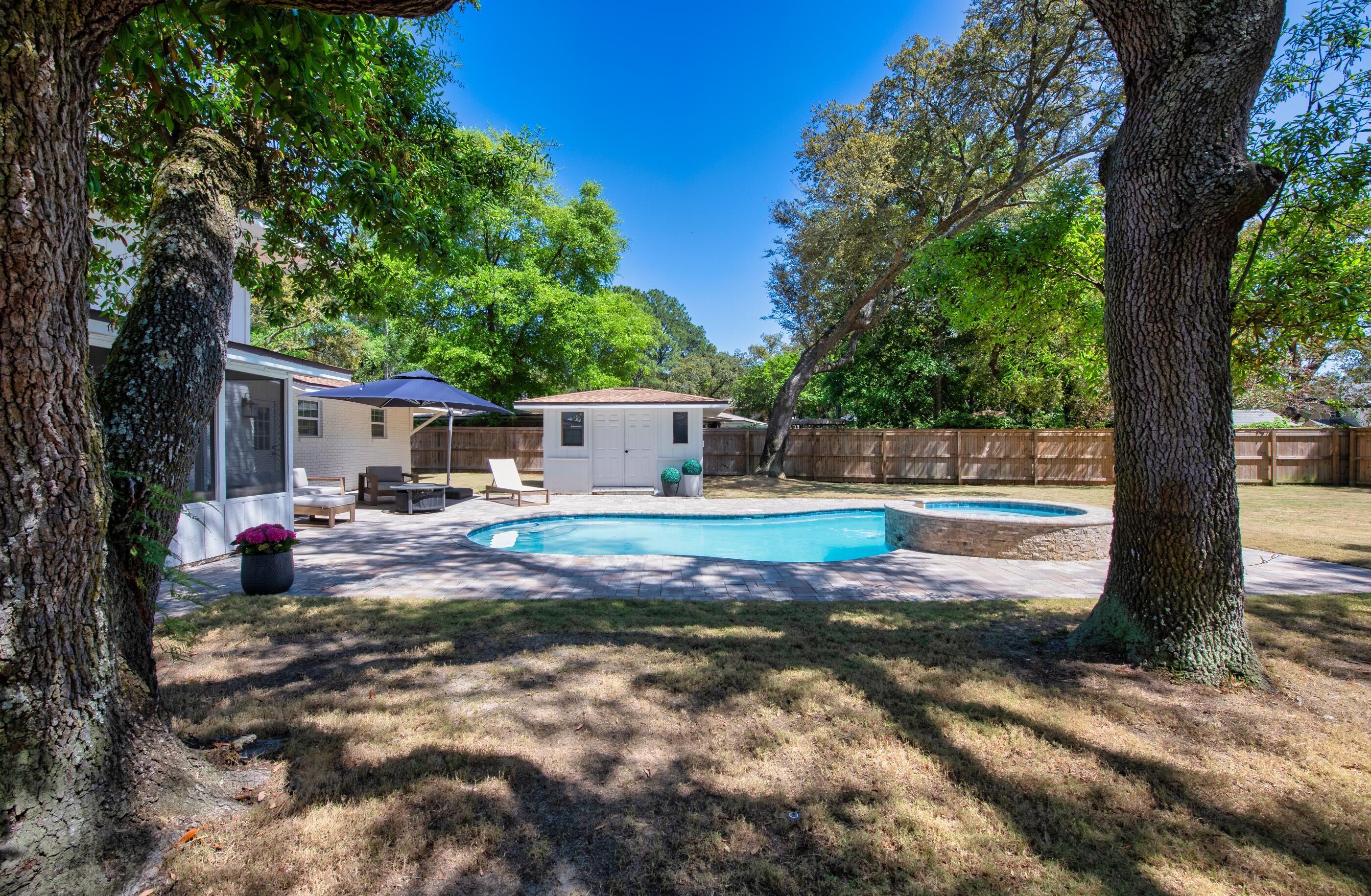 Lake Lorraine Est 2nd - Residential