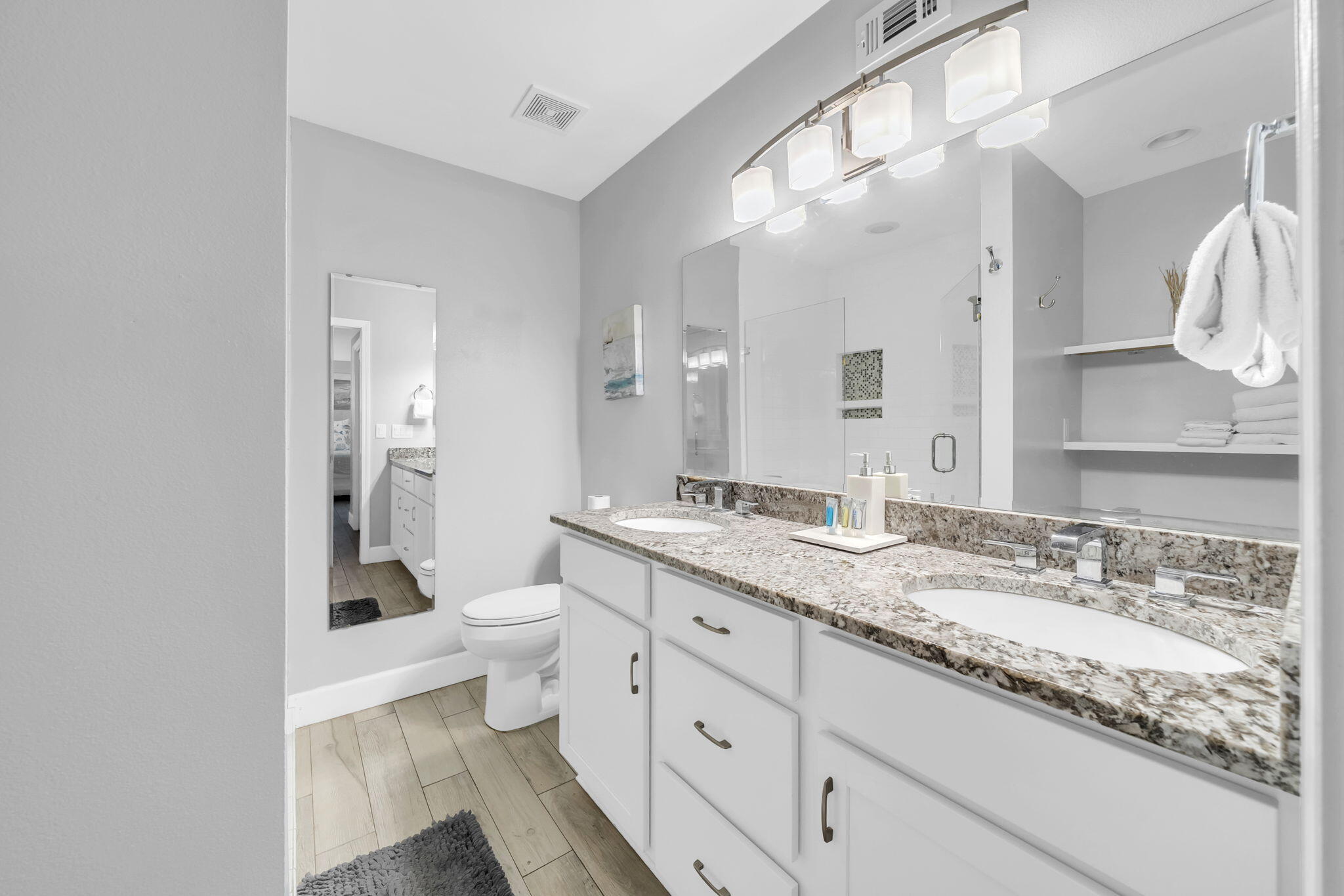 SEASCAPE CONDO GARDEN VILLA - Residential