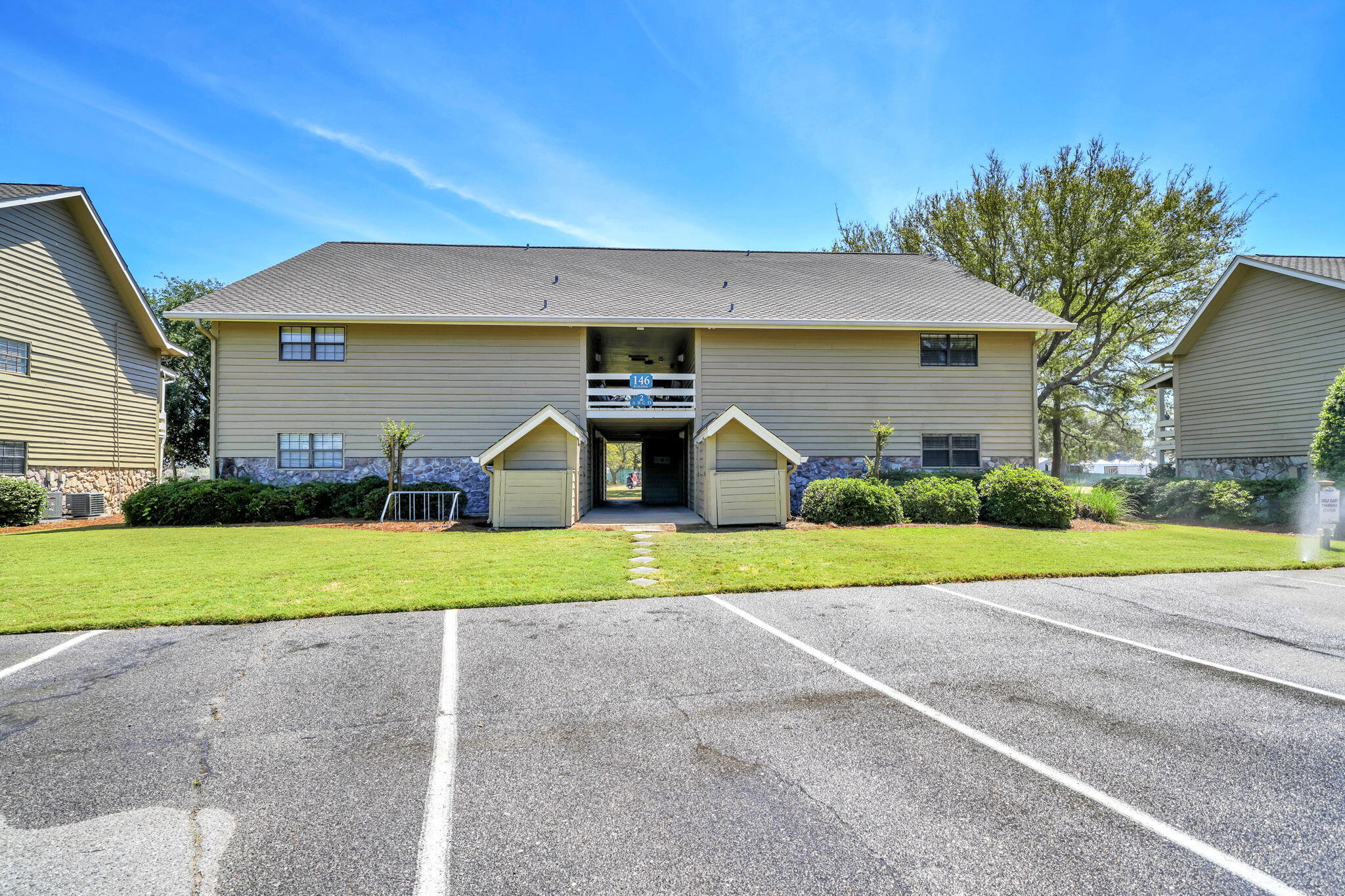 SEASCAPE CONDO GARDEN VILLA - Residential