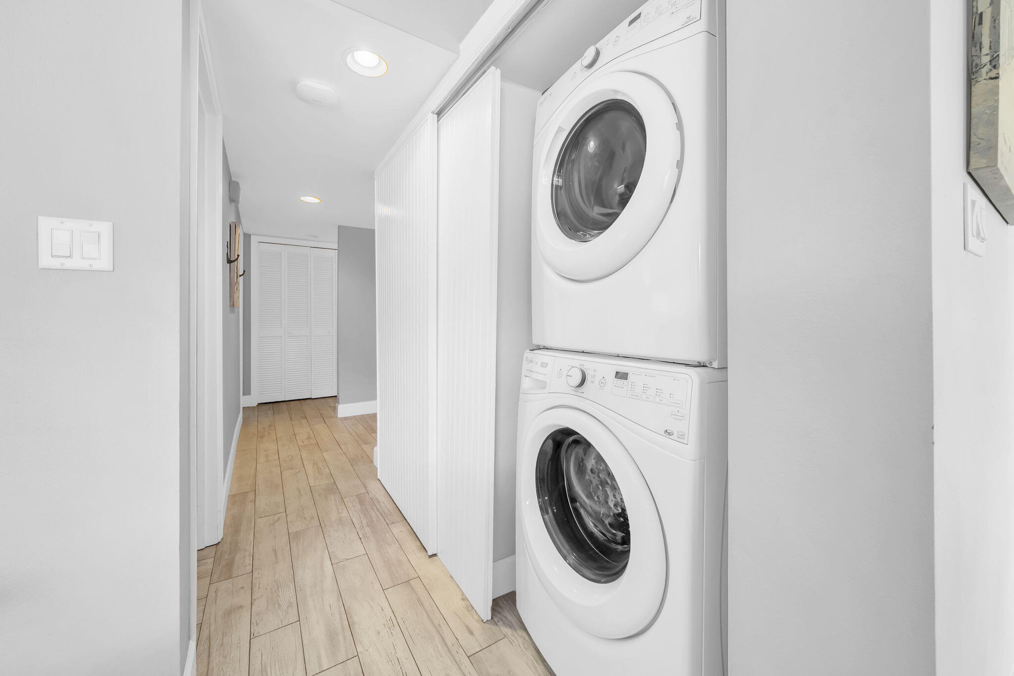 SEASCAPE CONDO GARDEN VILLA - Residential