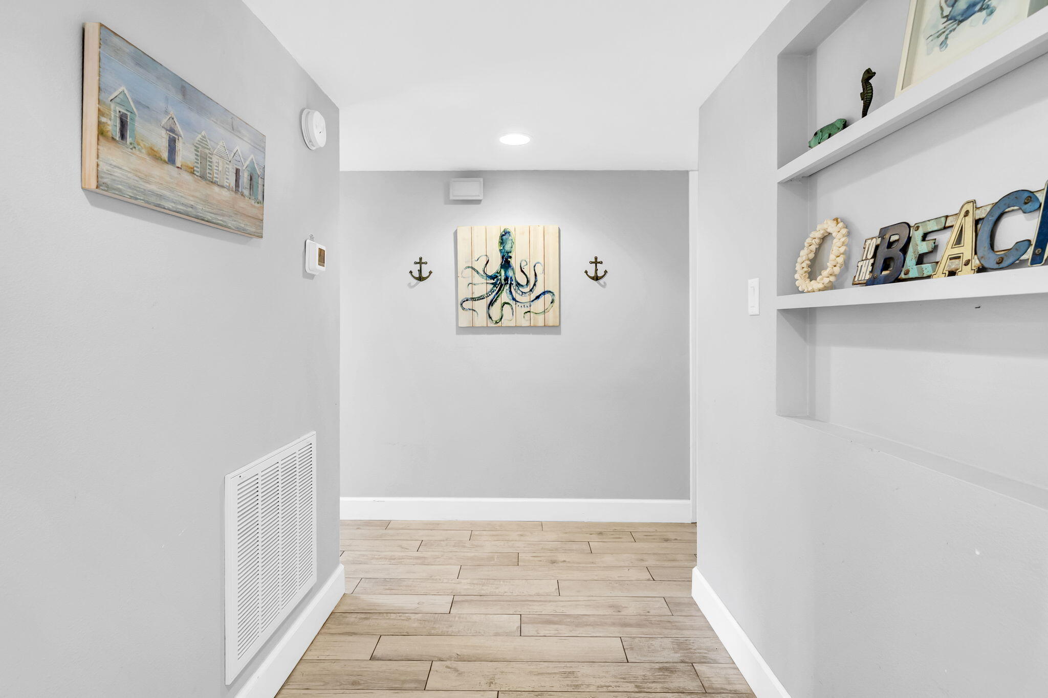 SEASCAPE CONDO GARDEN VILLA - Residential