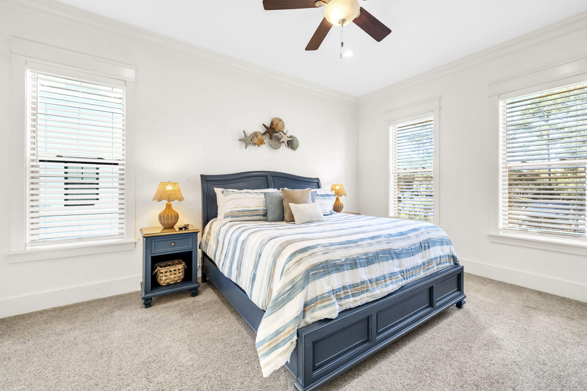 COTTAGES AT EASTERN LAKE - Residential