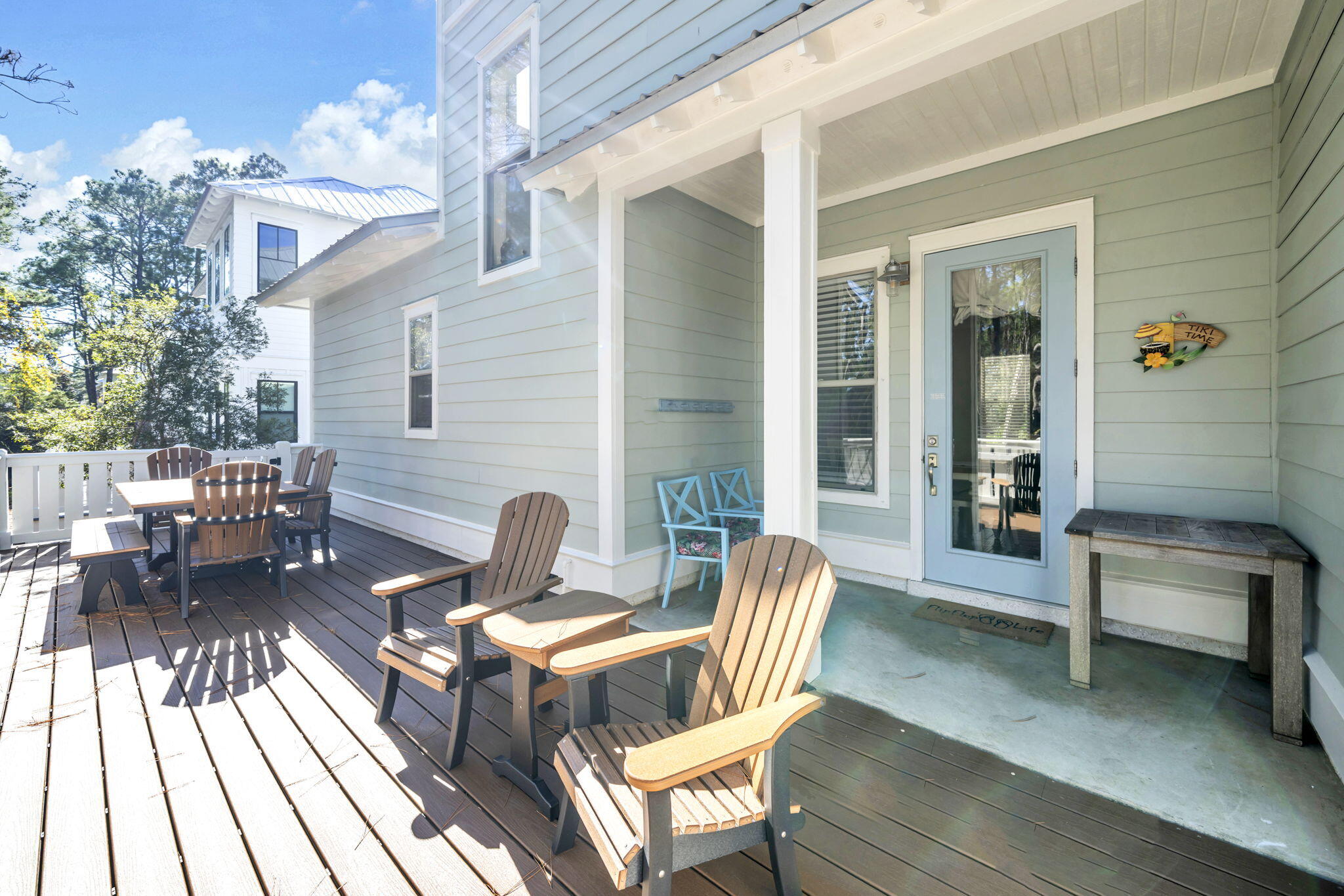 COTTAGES AT EASTERN LAKE - Residential