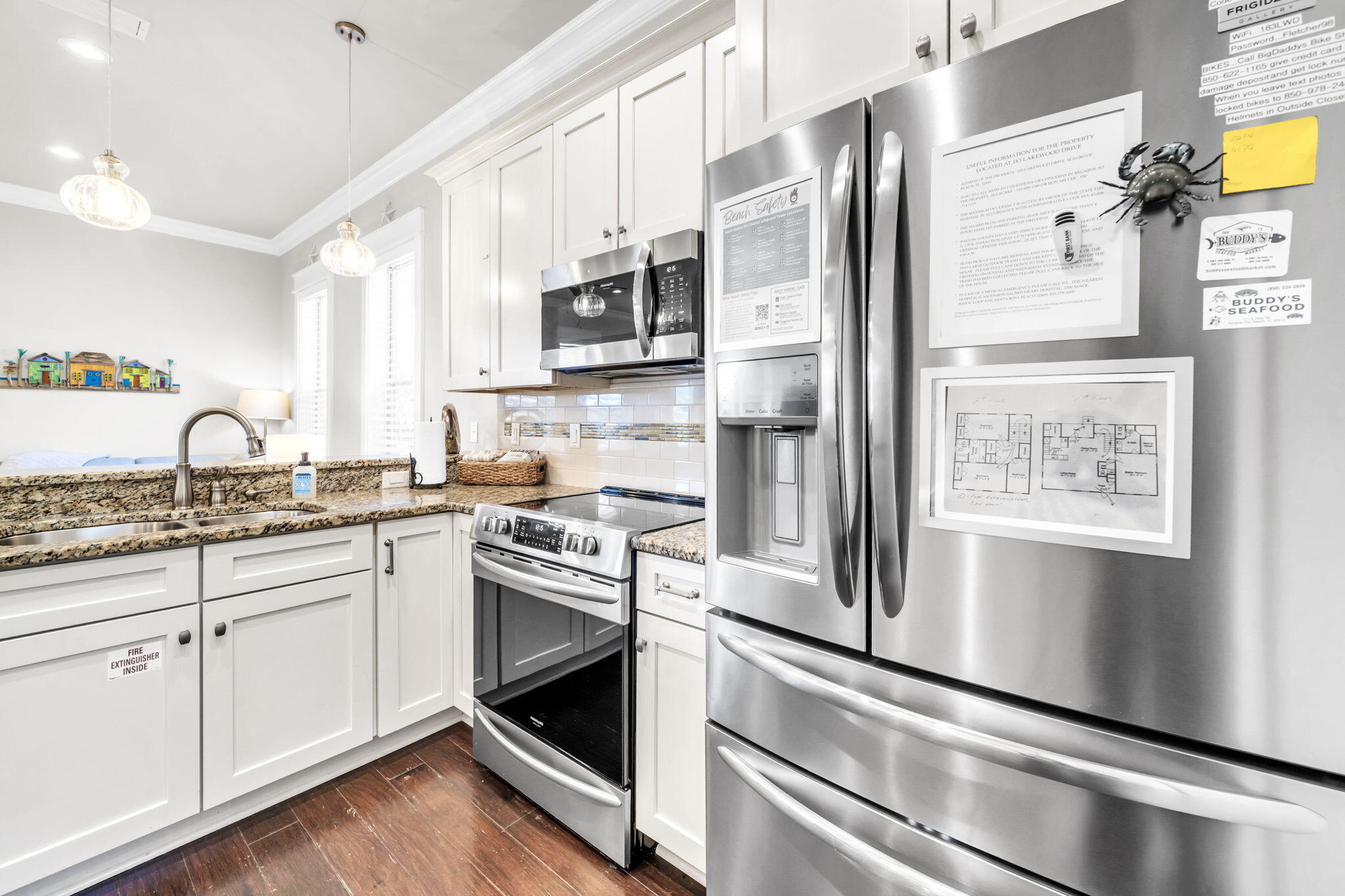 COTTAGES AT EASTERN LAKE - Residential