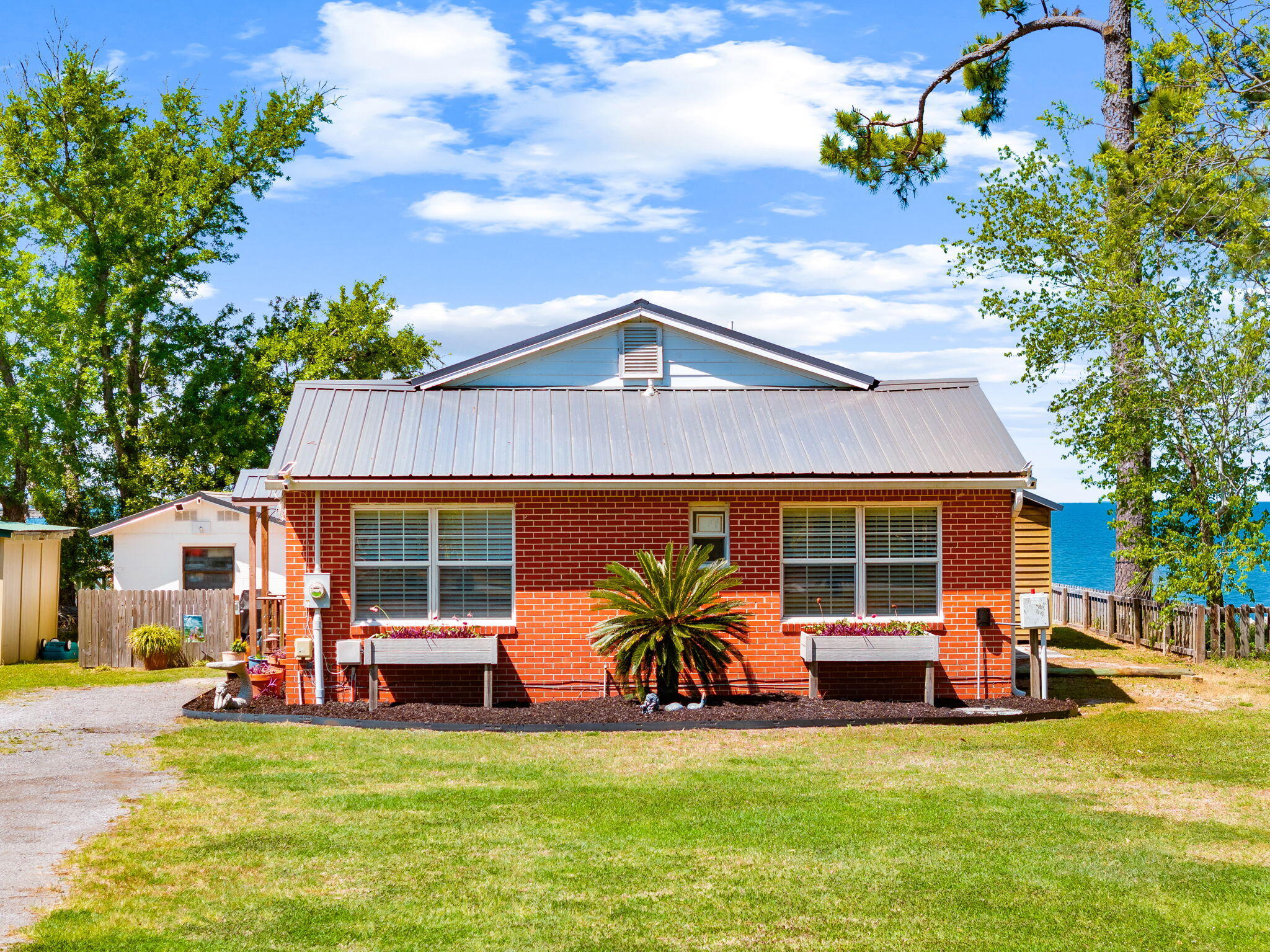 South Bay Grove Road - Land