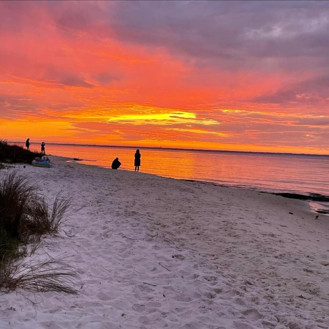 Sound Retreat - Residential