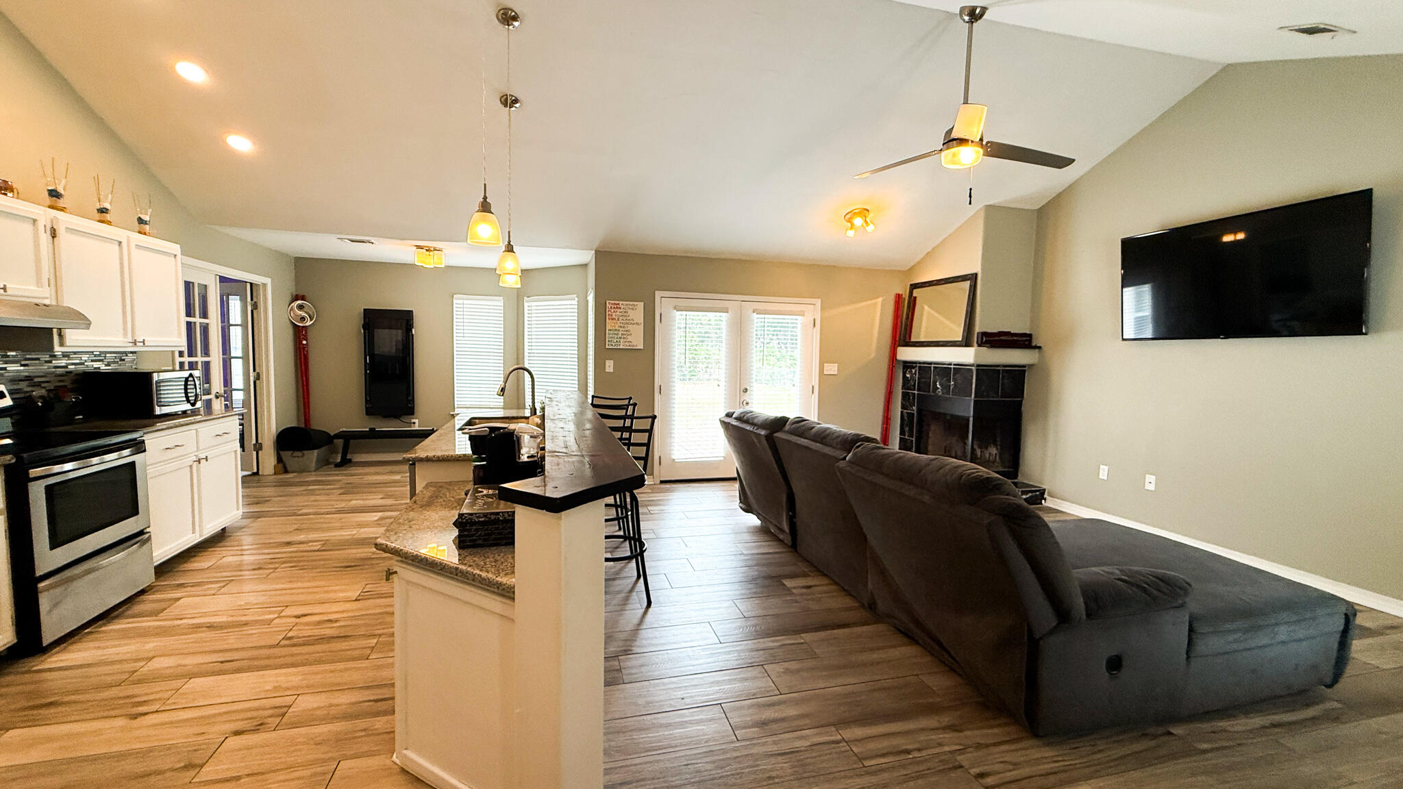 Sound Retreat - Residential