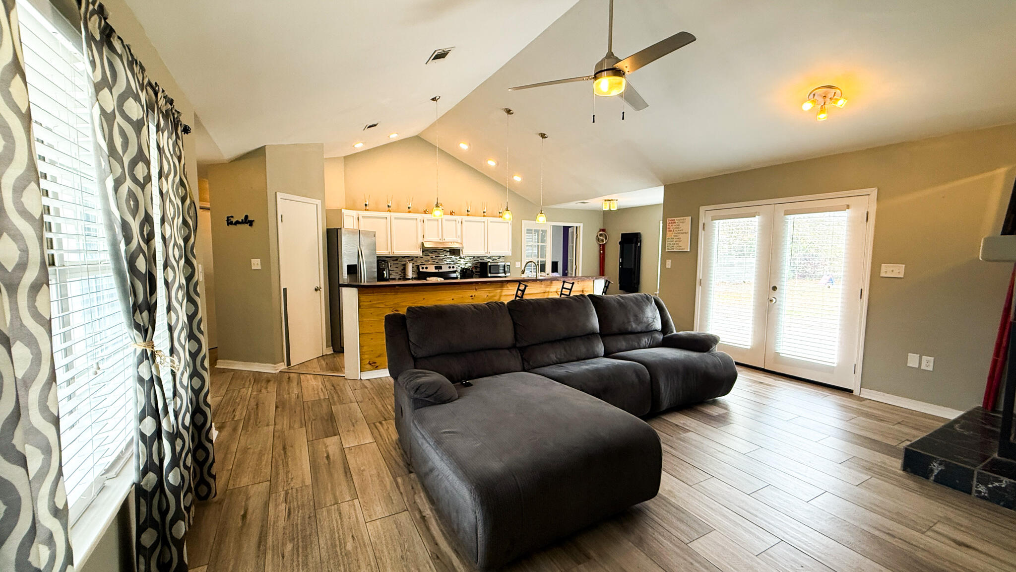 Sound Retreat - Residential